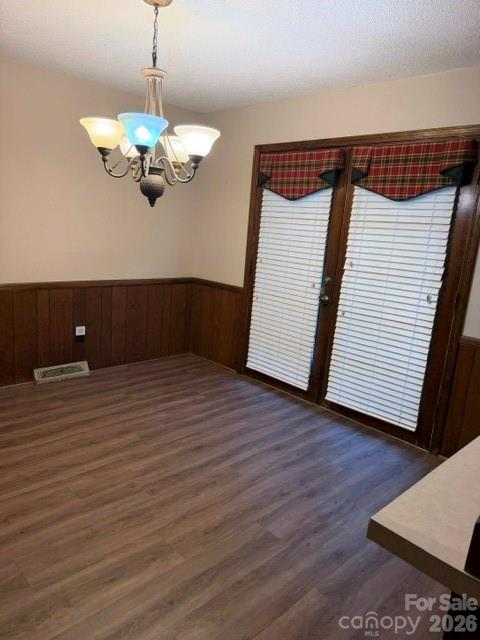 1220 Pineview Street — Albemarle