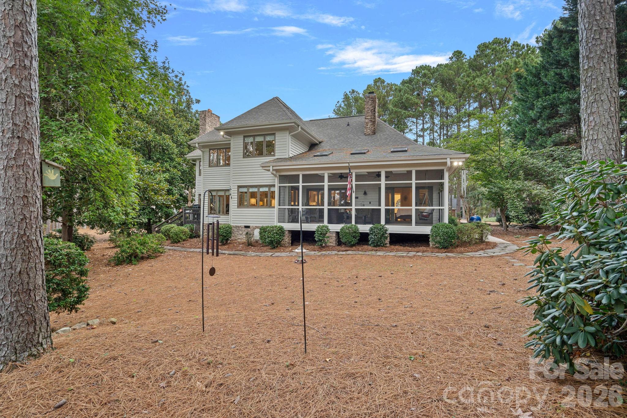 176 Yadkin Falls Road — New London