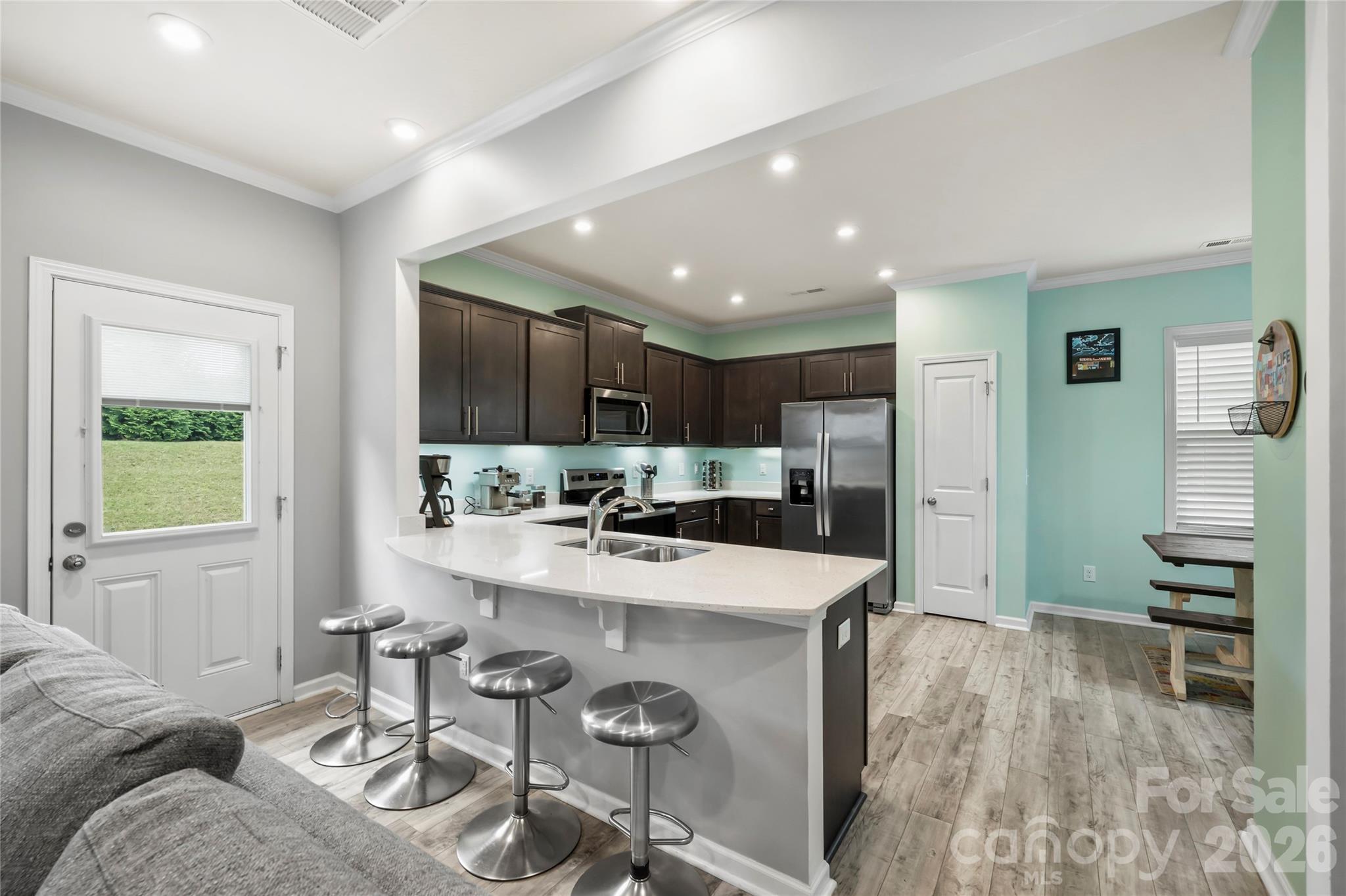 1530 Starmount Cove Lane — Charlotte