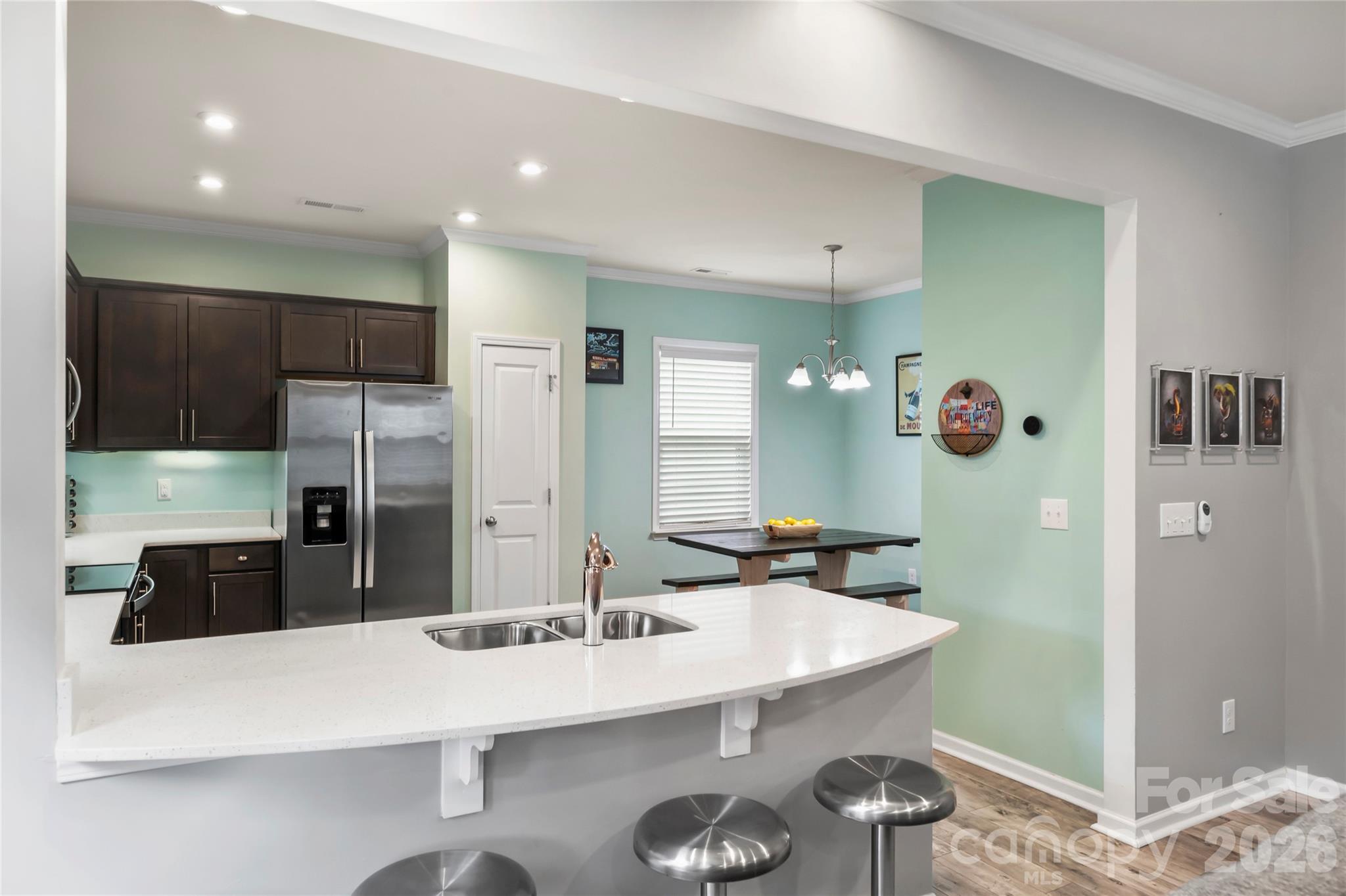 1530 Starmount Cove Lane — Charlotte