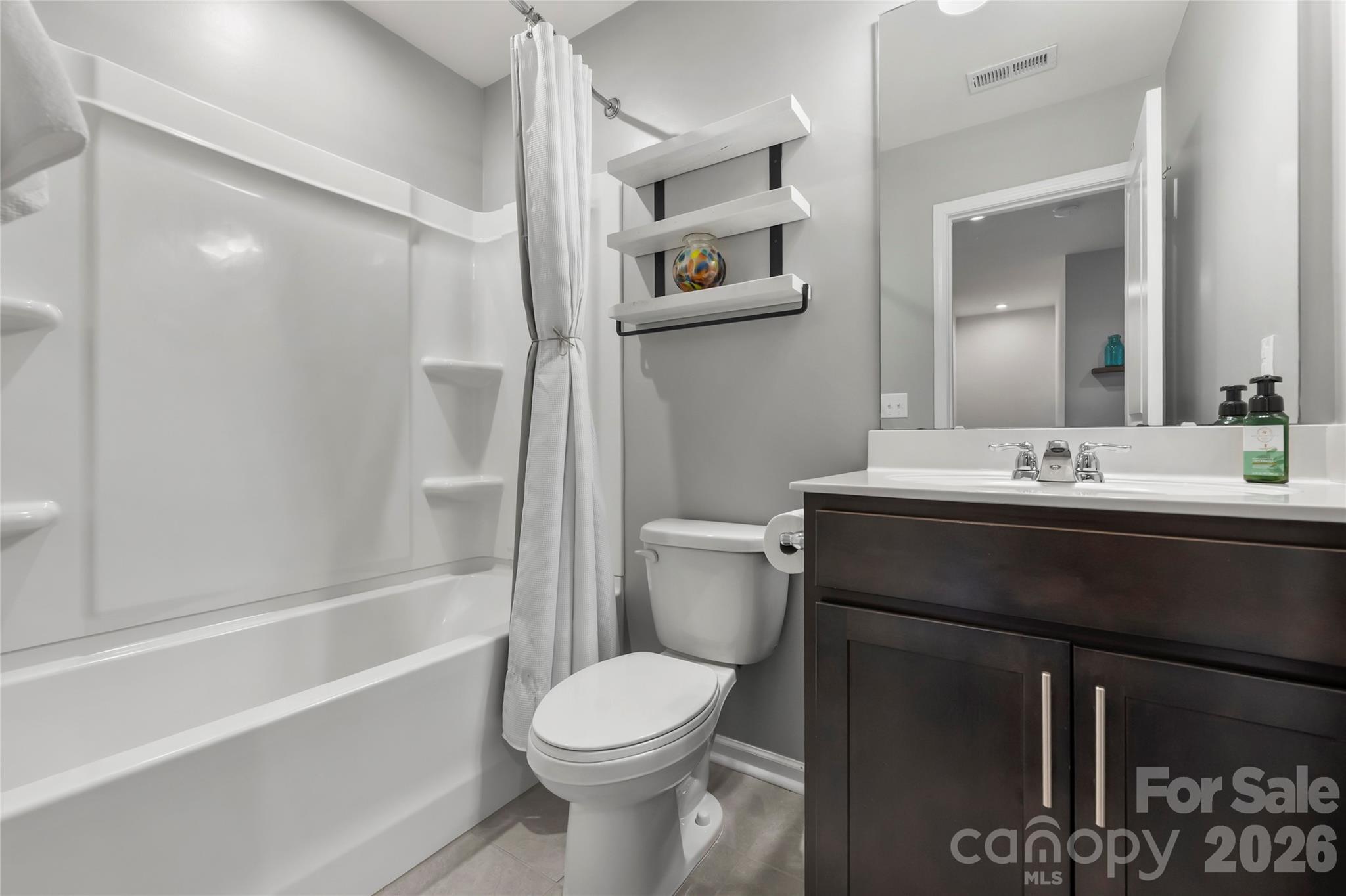 1530 Starmount Cove Lane — Charlotte