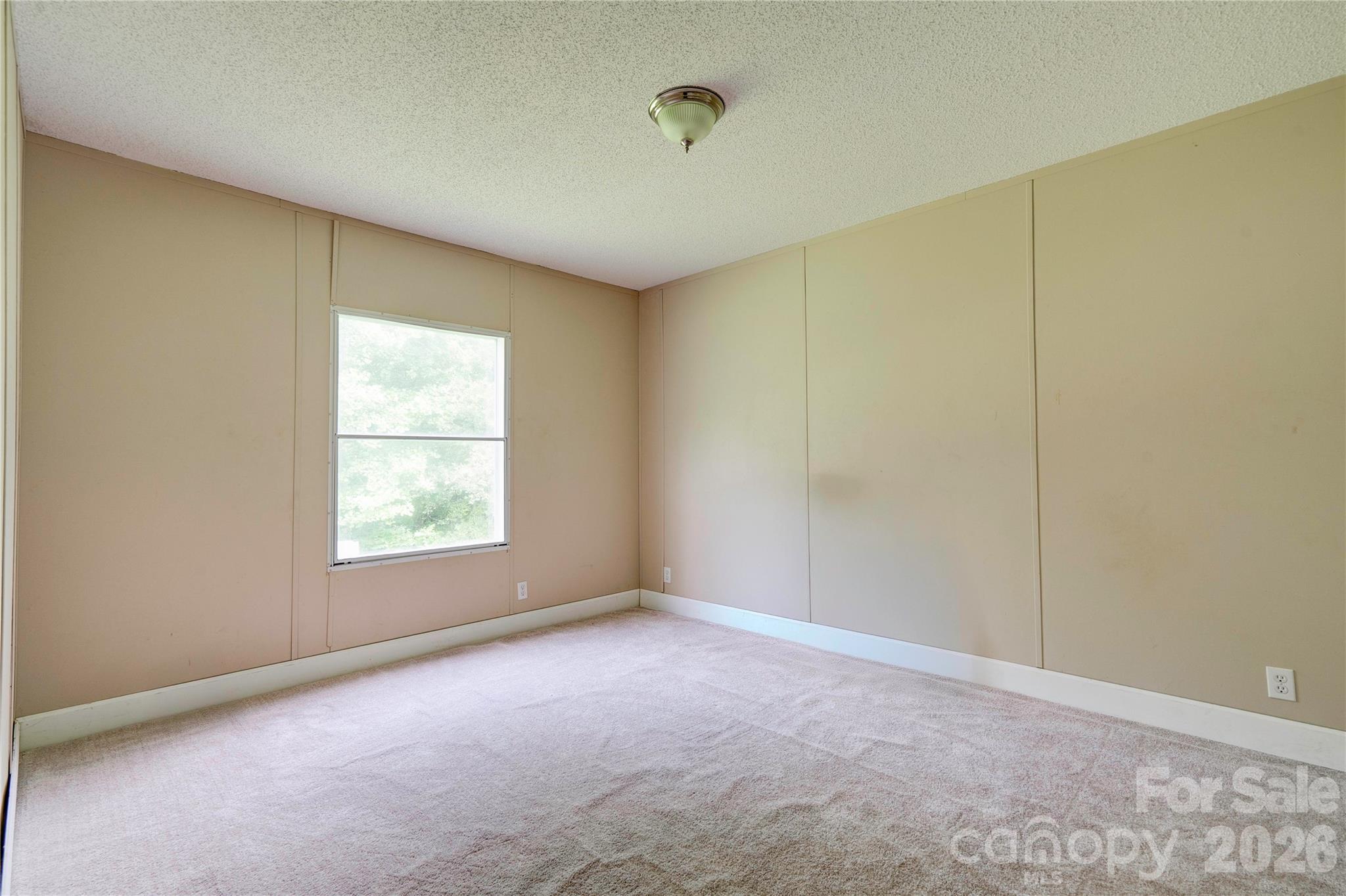 136 Foxhill Drive — Shelby