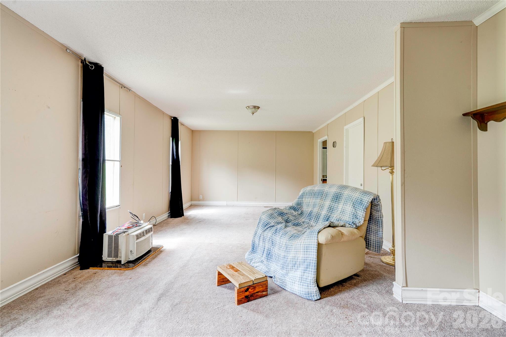 136 Foxhill Drive — Shelby