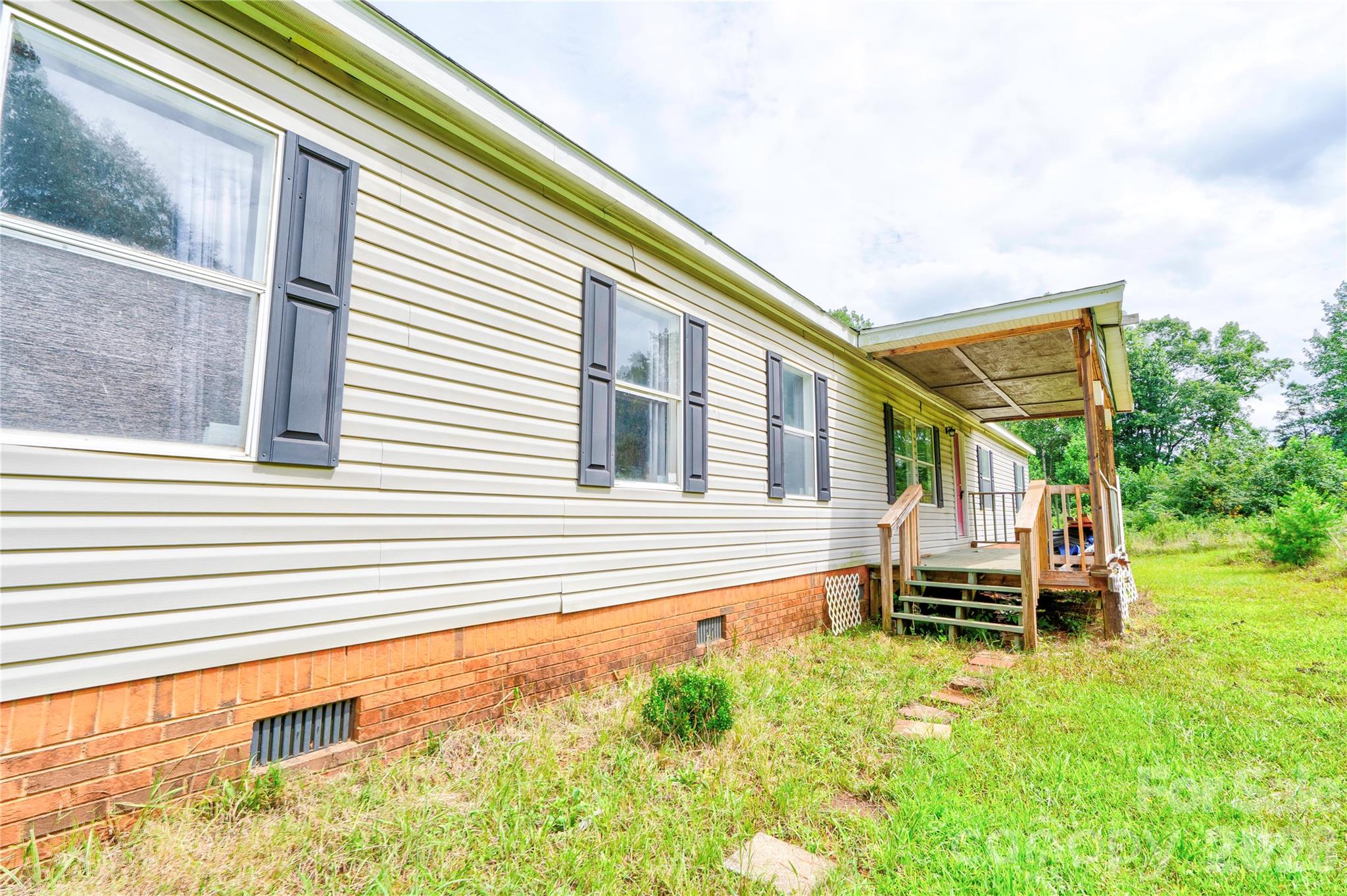 136 Foxhill Drive — Shelby