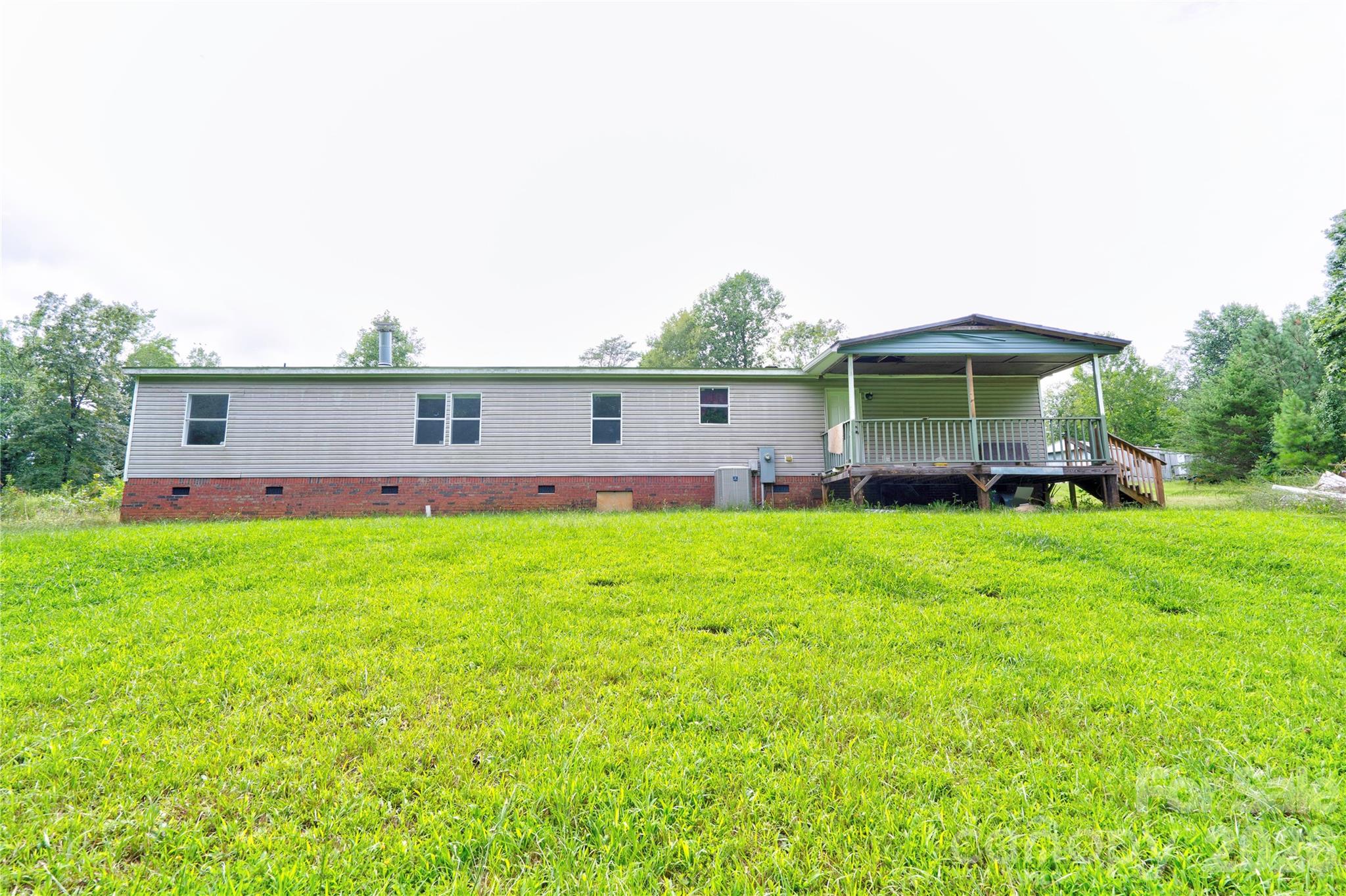 136 Foxhill Drive — Shelby