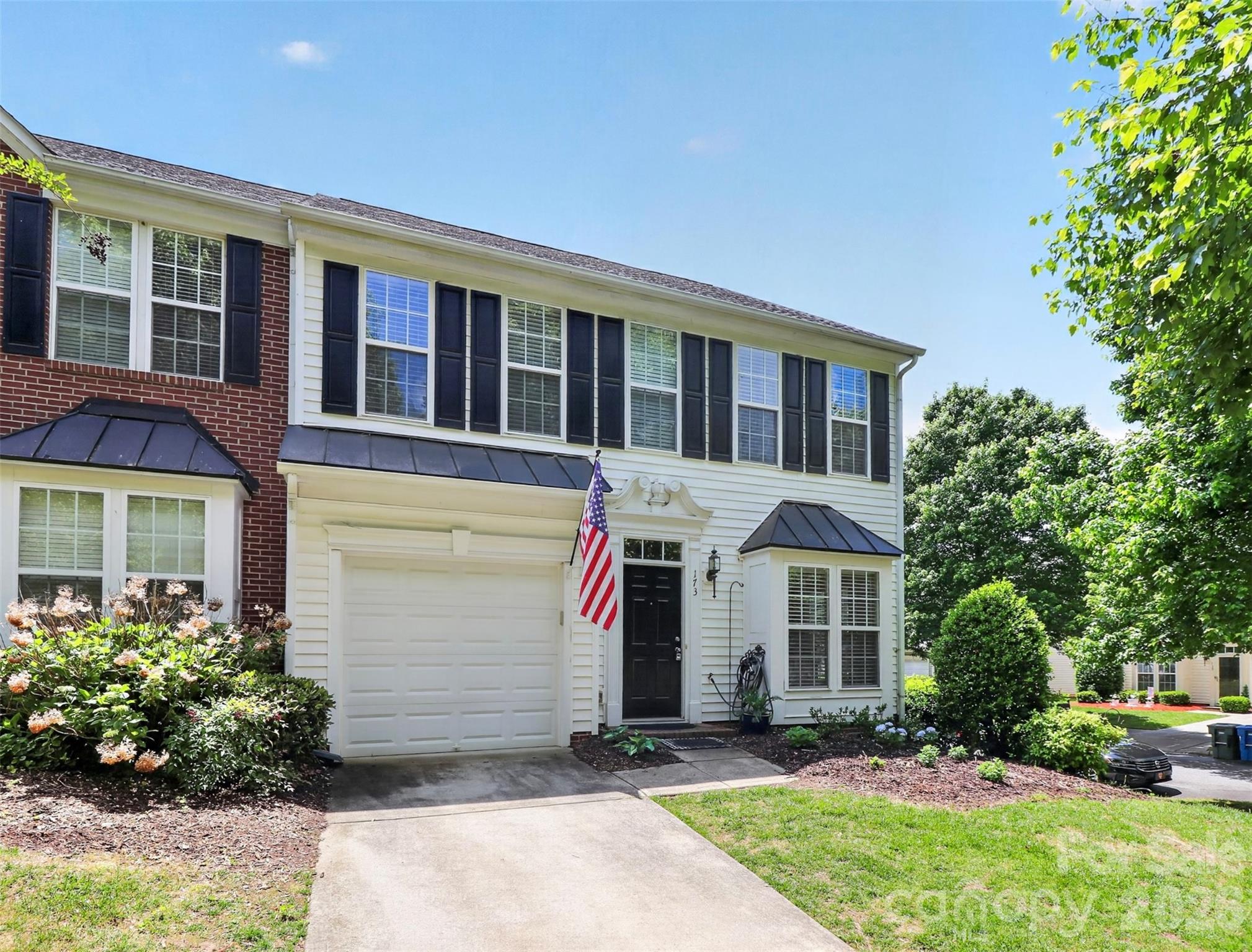 173 N Arcadian Way — Mooresville