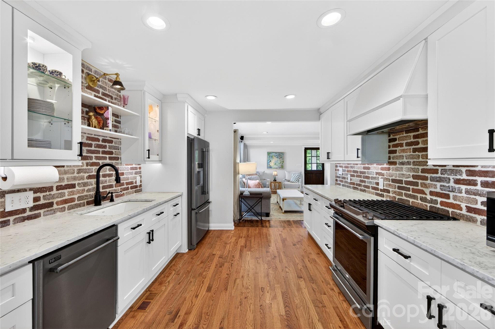 536 Inwood Drive — Charlotte