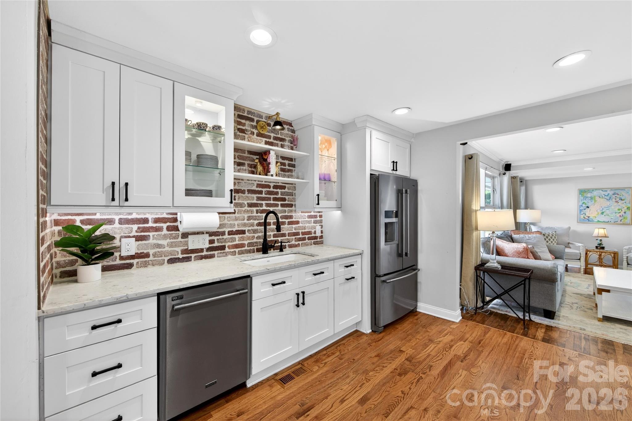 536 Inwood Drive — Charlotte