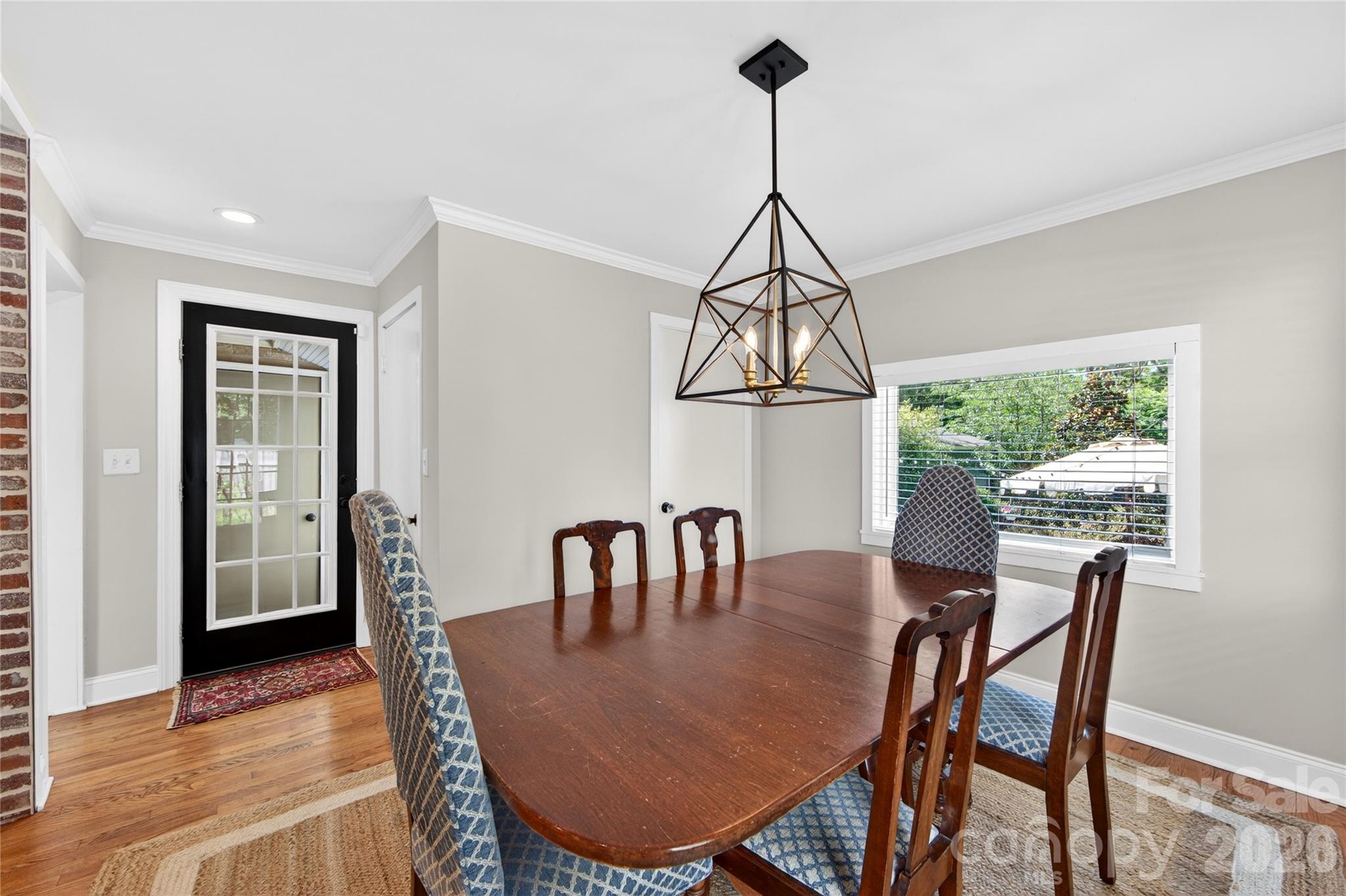 536 Inwood Drive — Charlotte