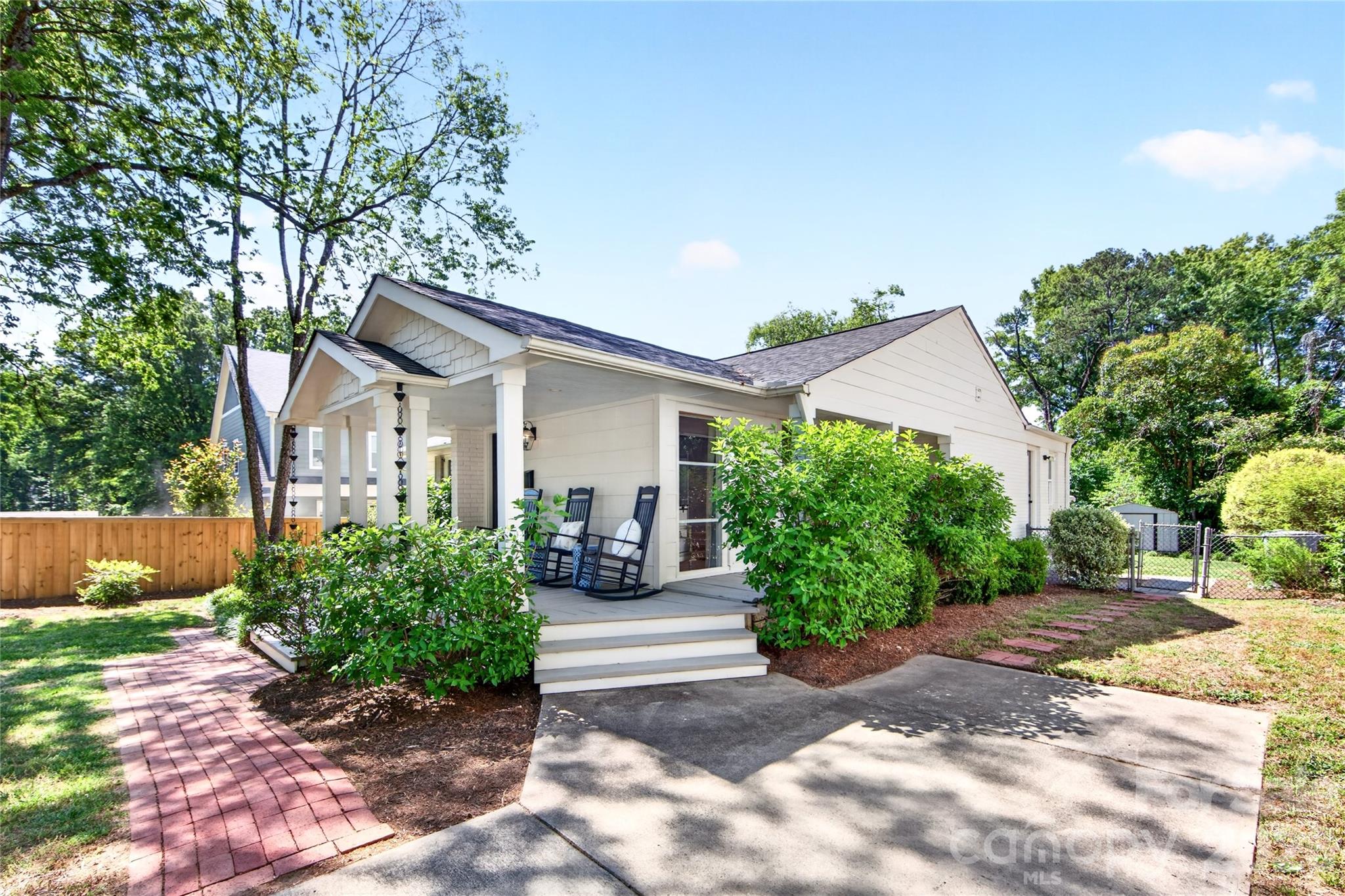 536 Inwood Drive — Charlotte