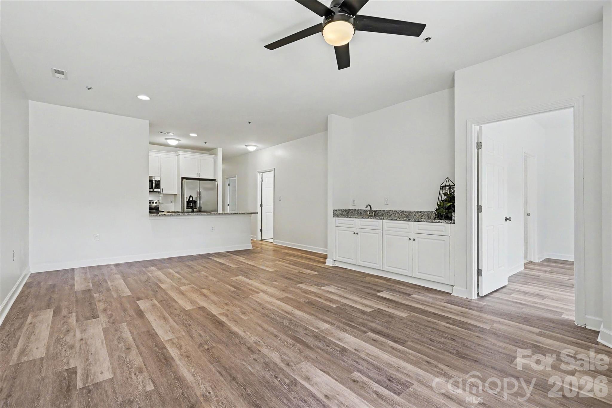 104 Pier 33 Drive #301 — Mooresville