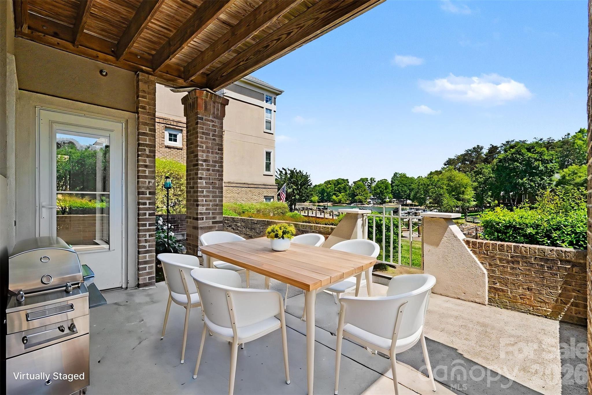 104 Pier 33 Drive #301 — Mooresville