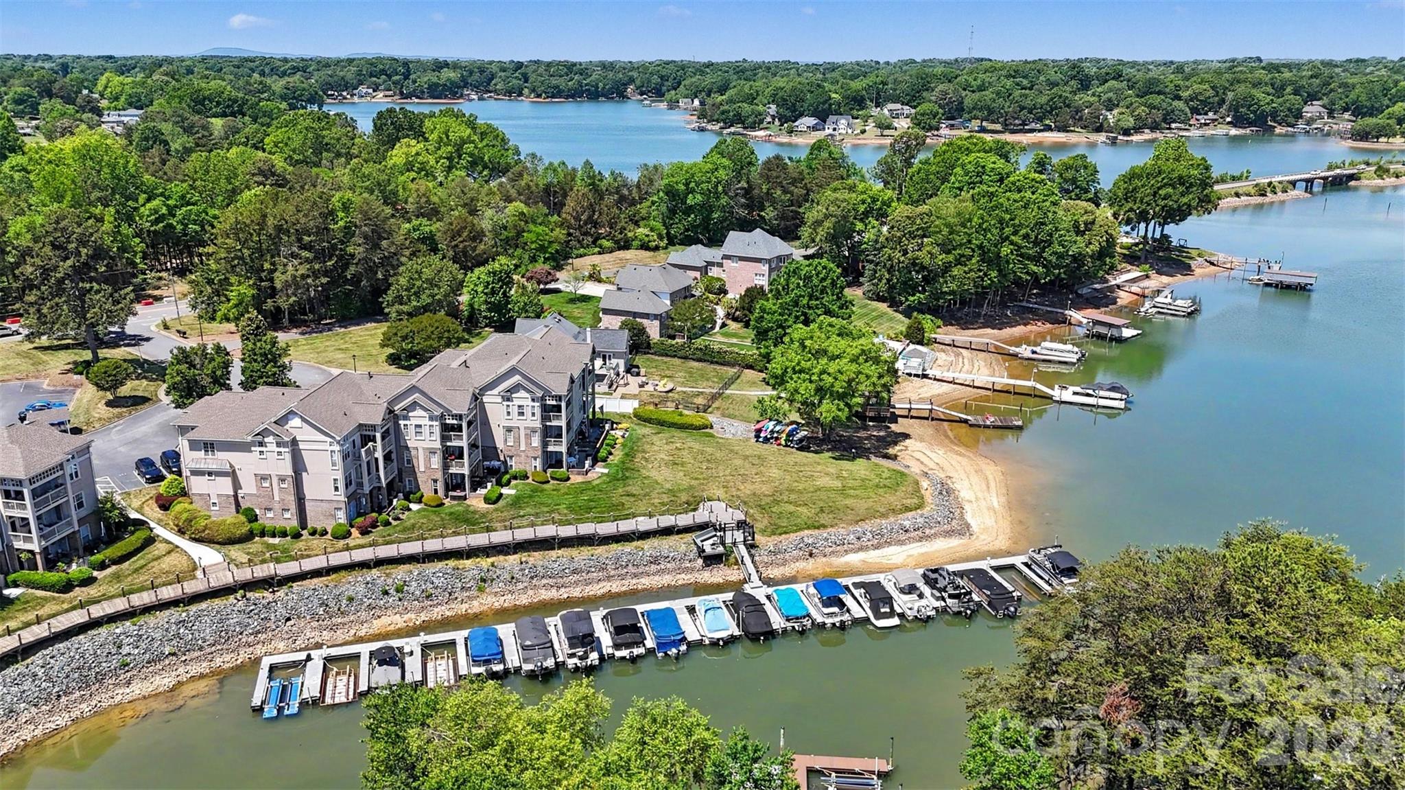104 Pier 33 Drive #301 — Mooresville