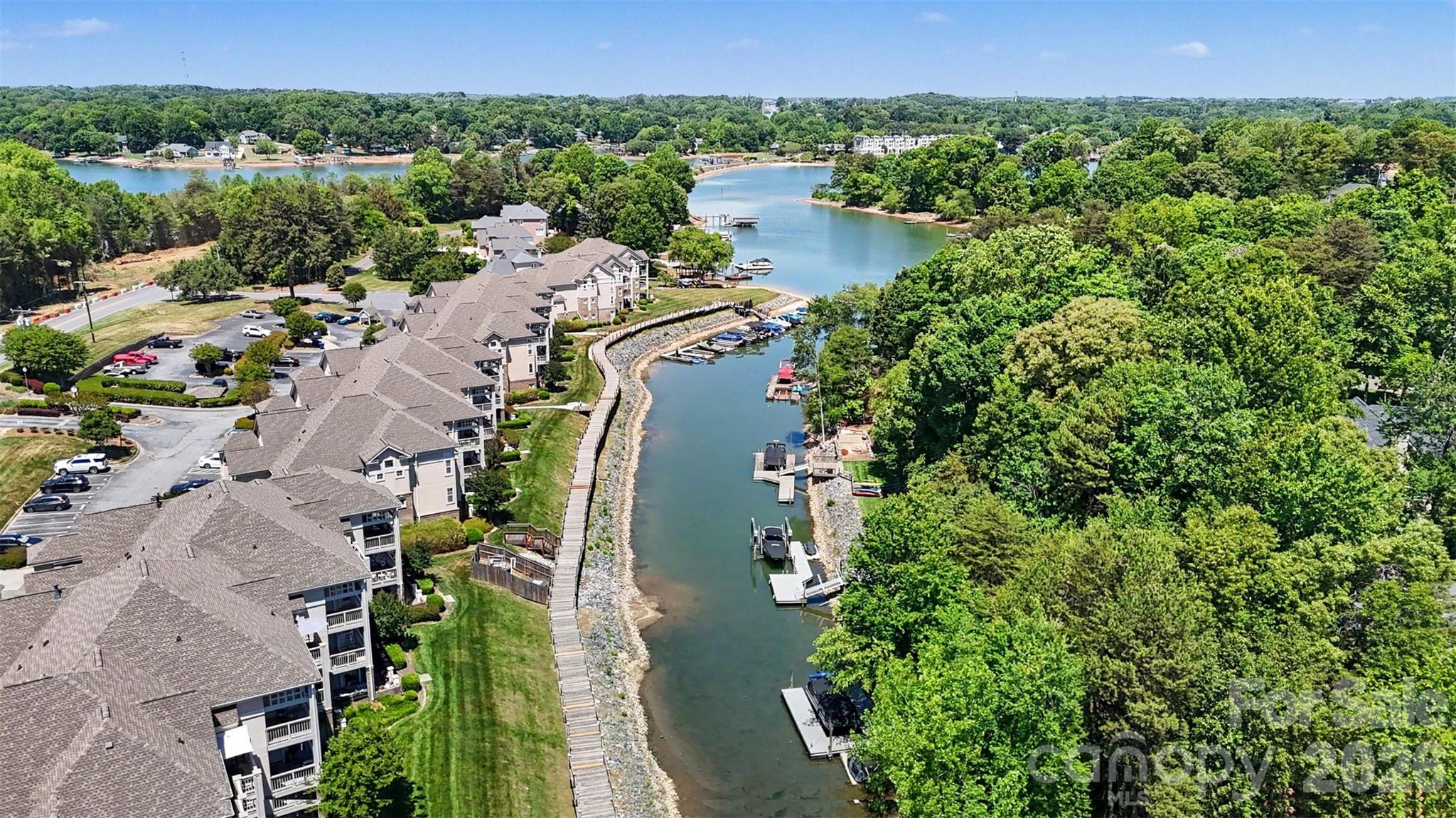 104 Pier 33 Drive #301 — Mooresville