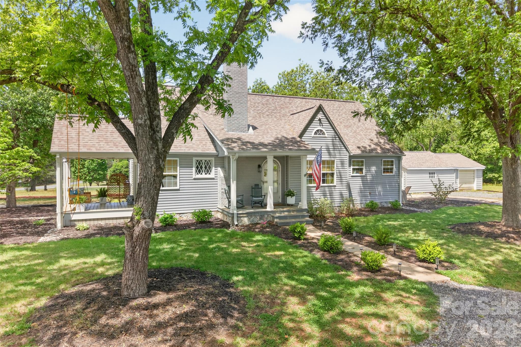 581 Hicks Creek Road — Troutman