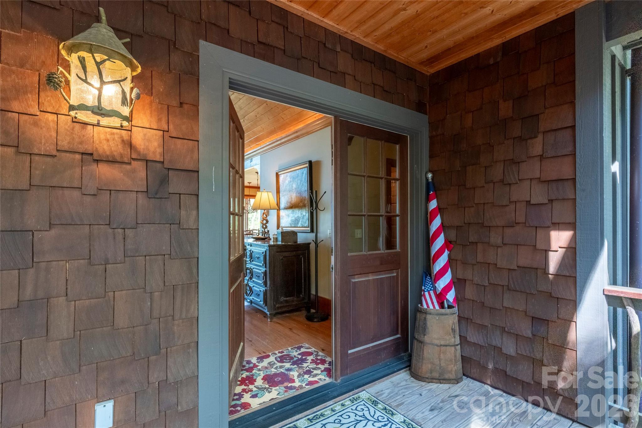 601 Hawk Mountain Road — Lake Toxaway