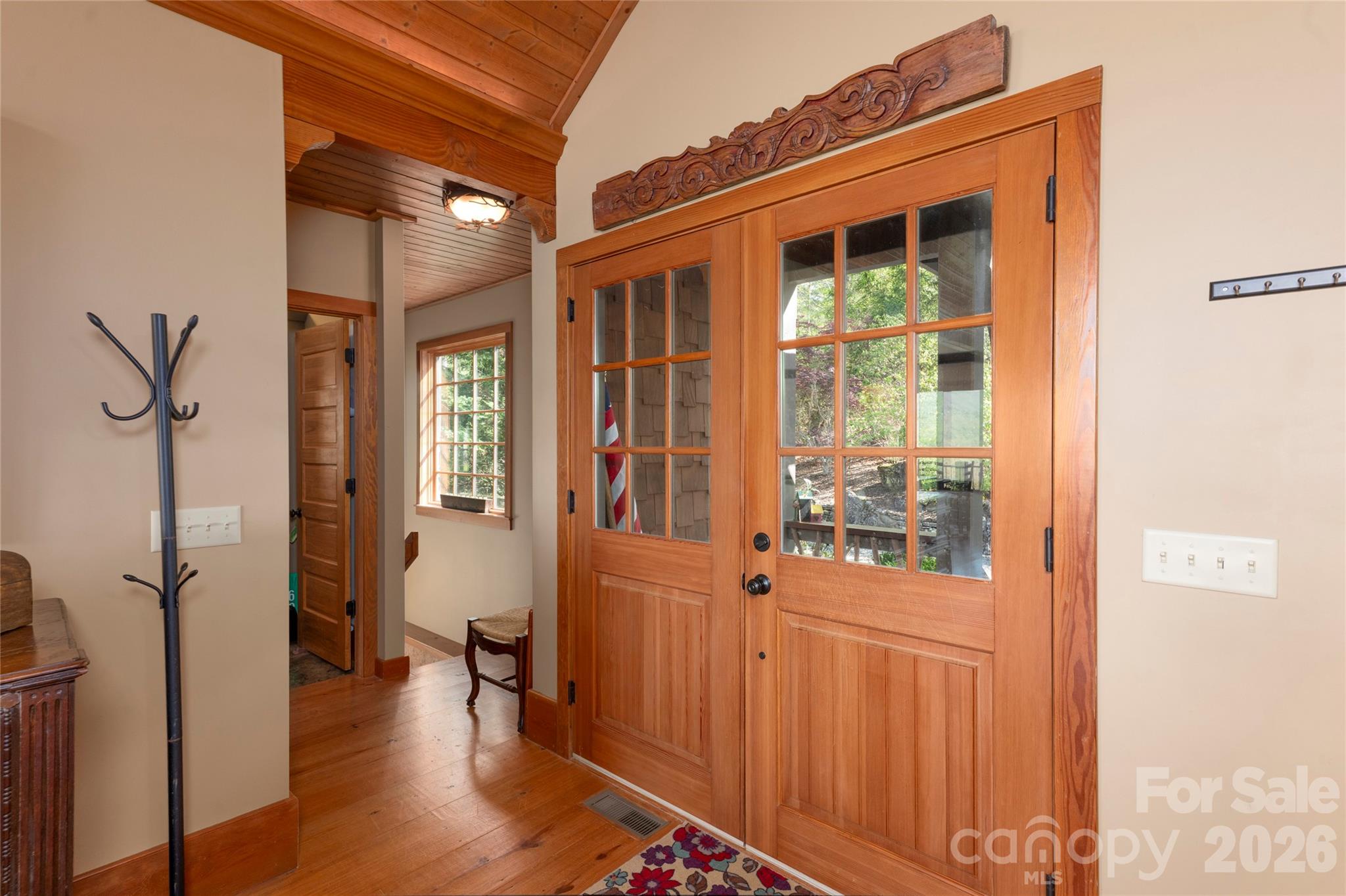 601 Hawk Mountain Road — Lake Toxaway