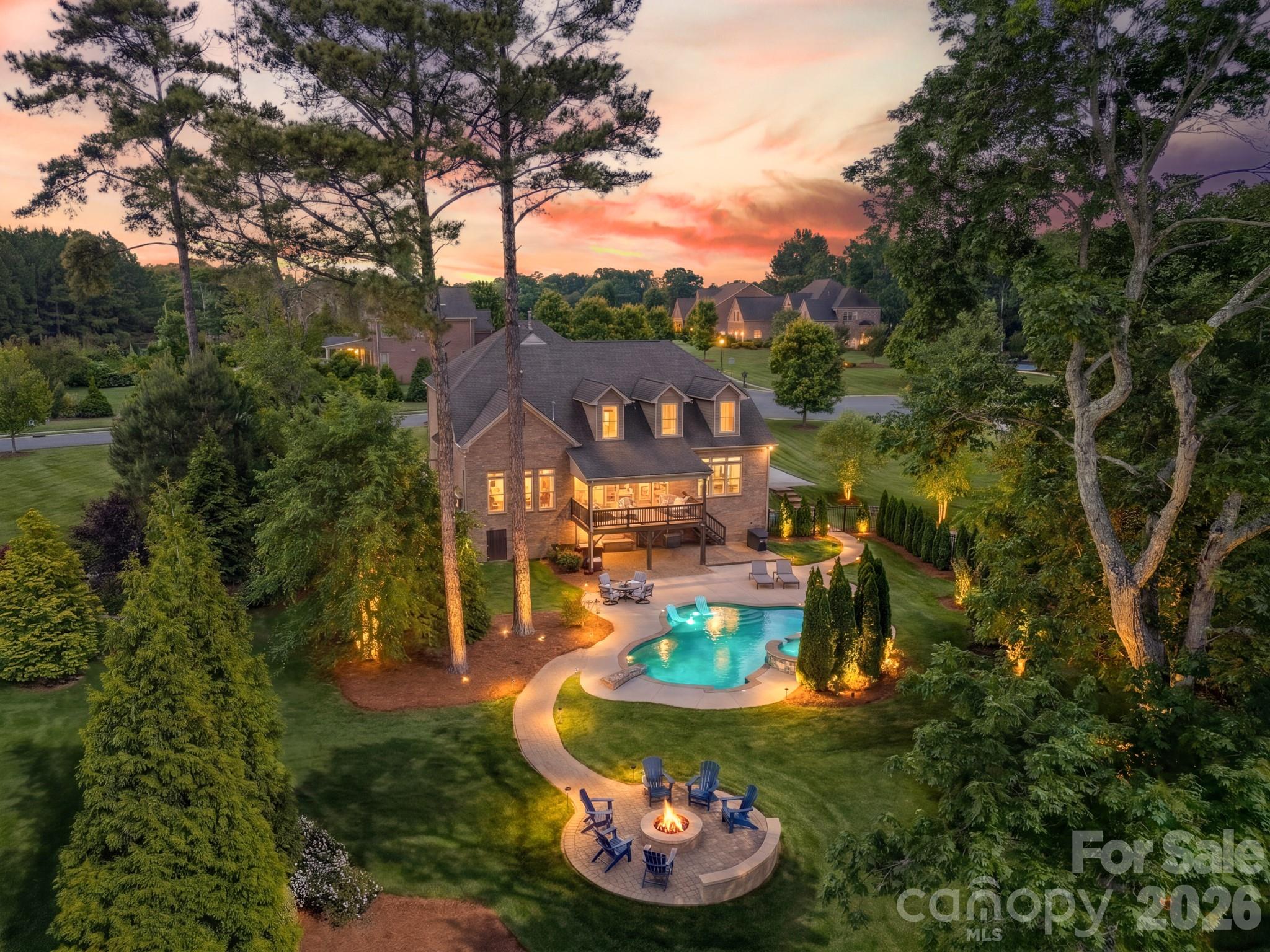 701 Copper Tree Lane — Waxhaw