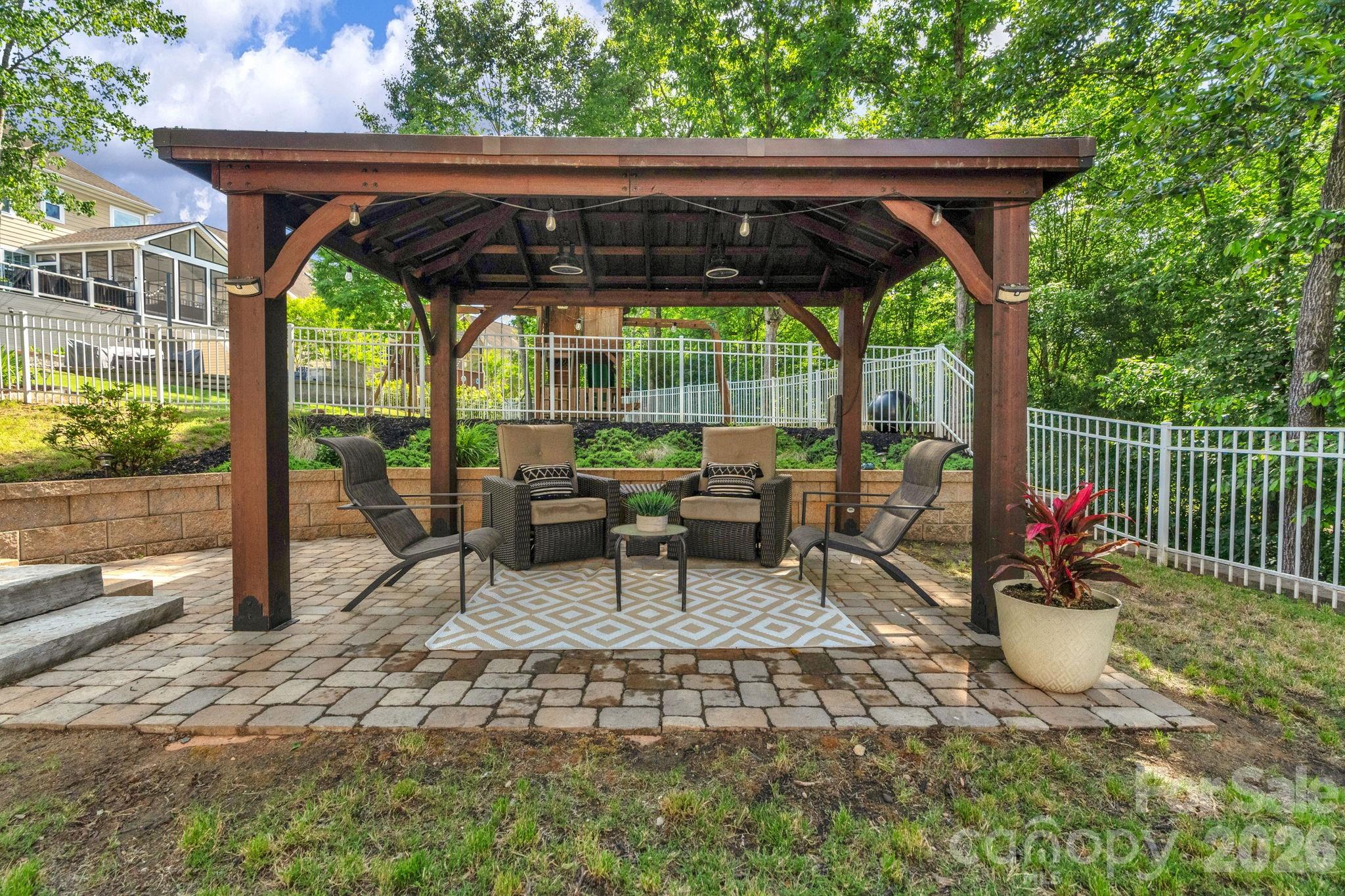 1105 Snowbird Lane — Waxhaw