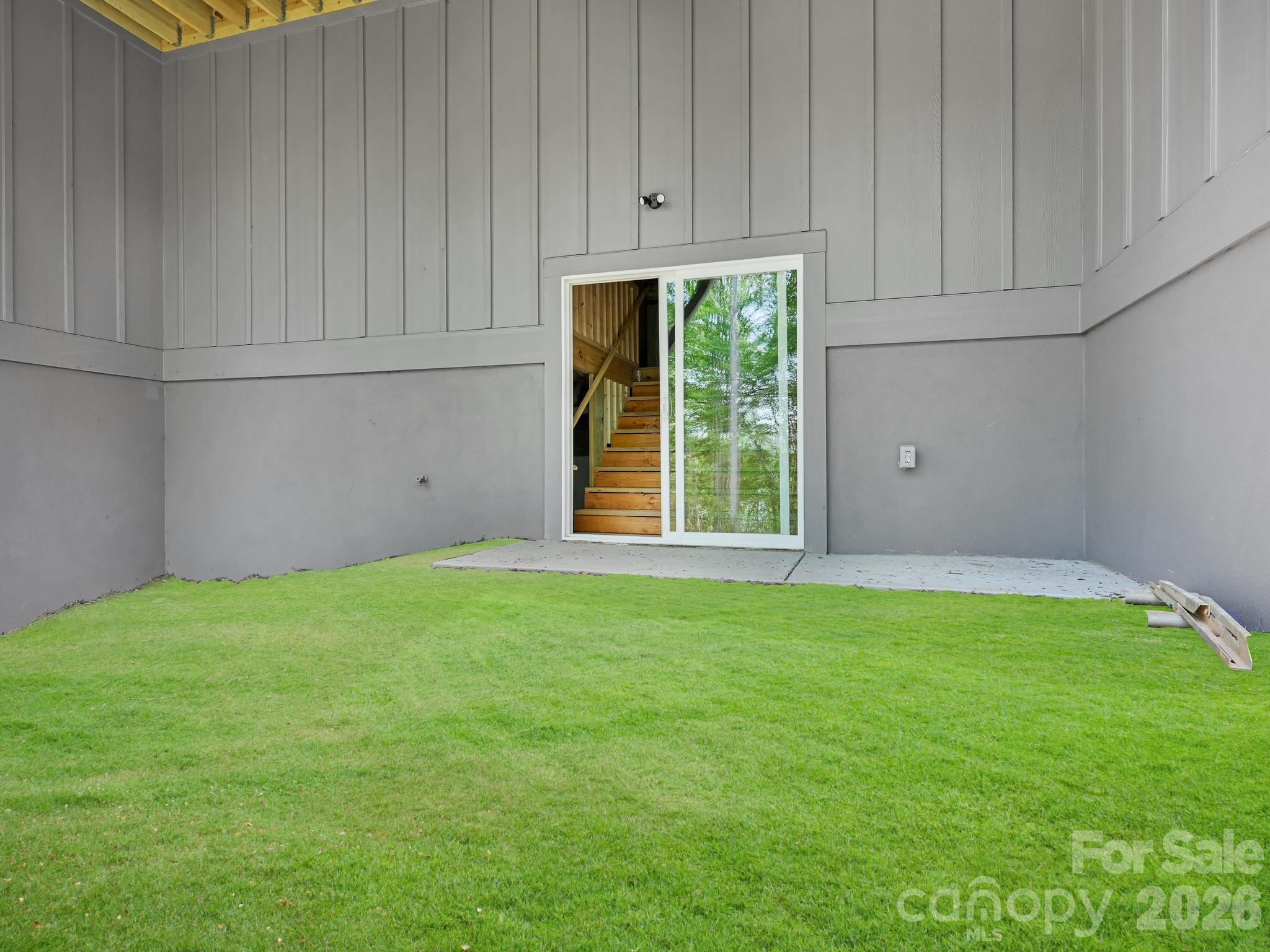 18 Erin Glen Court — Fairview