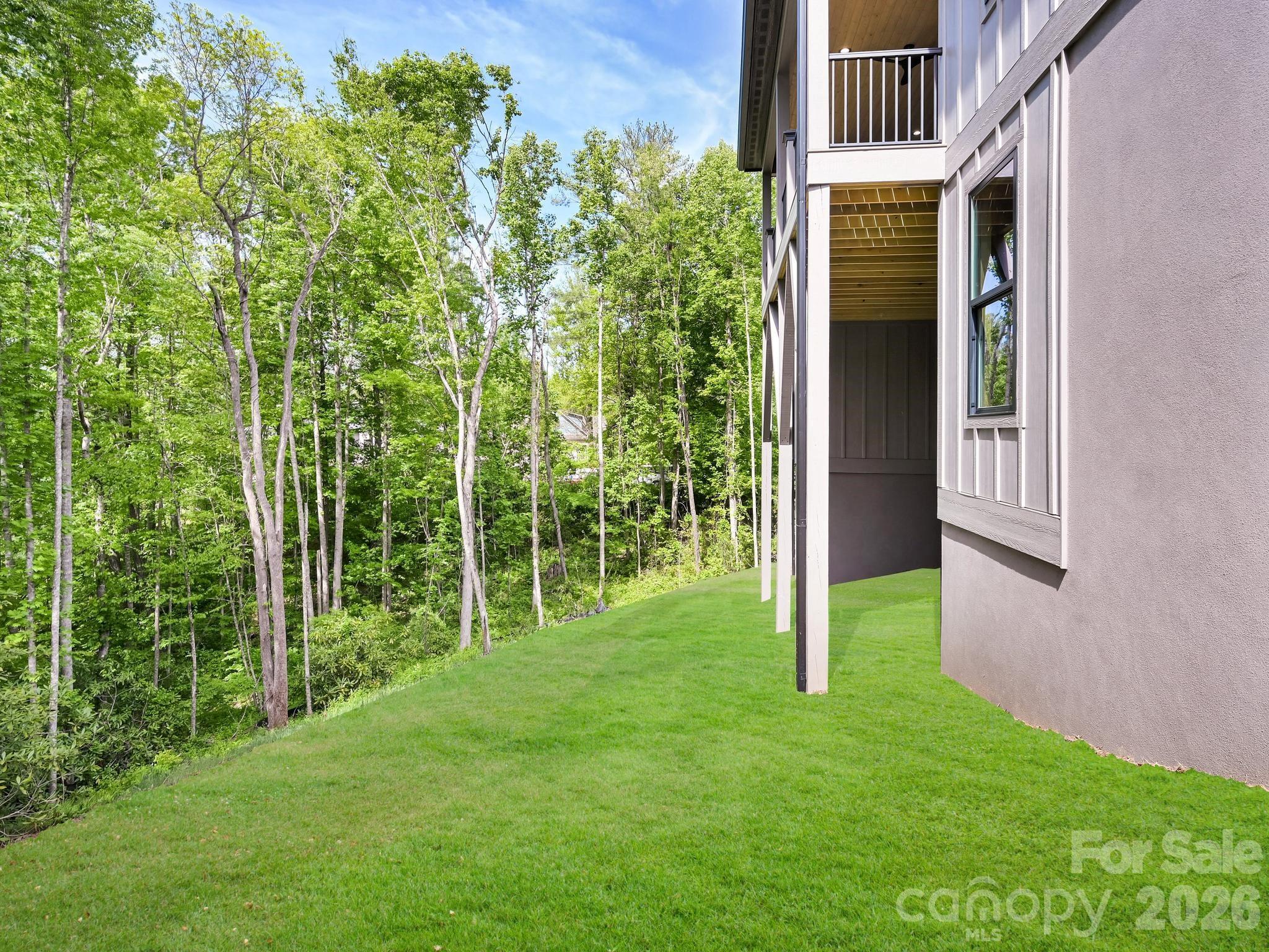 18 Erin Glen Court — Fairview