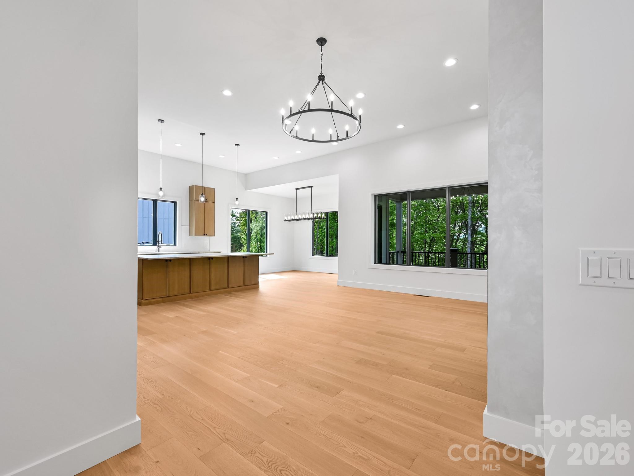 18 Erin Glen Court — Fairview