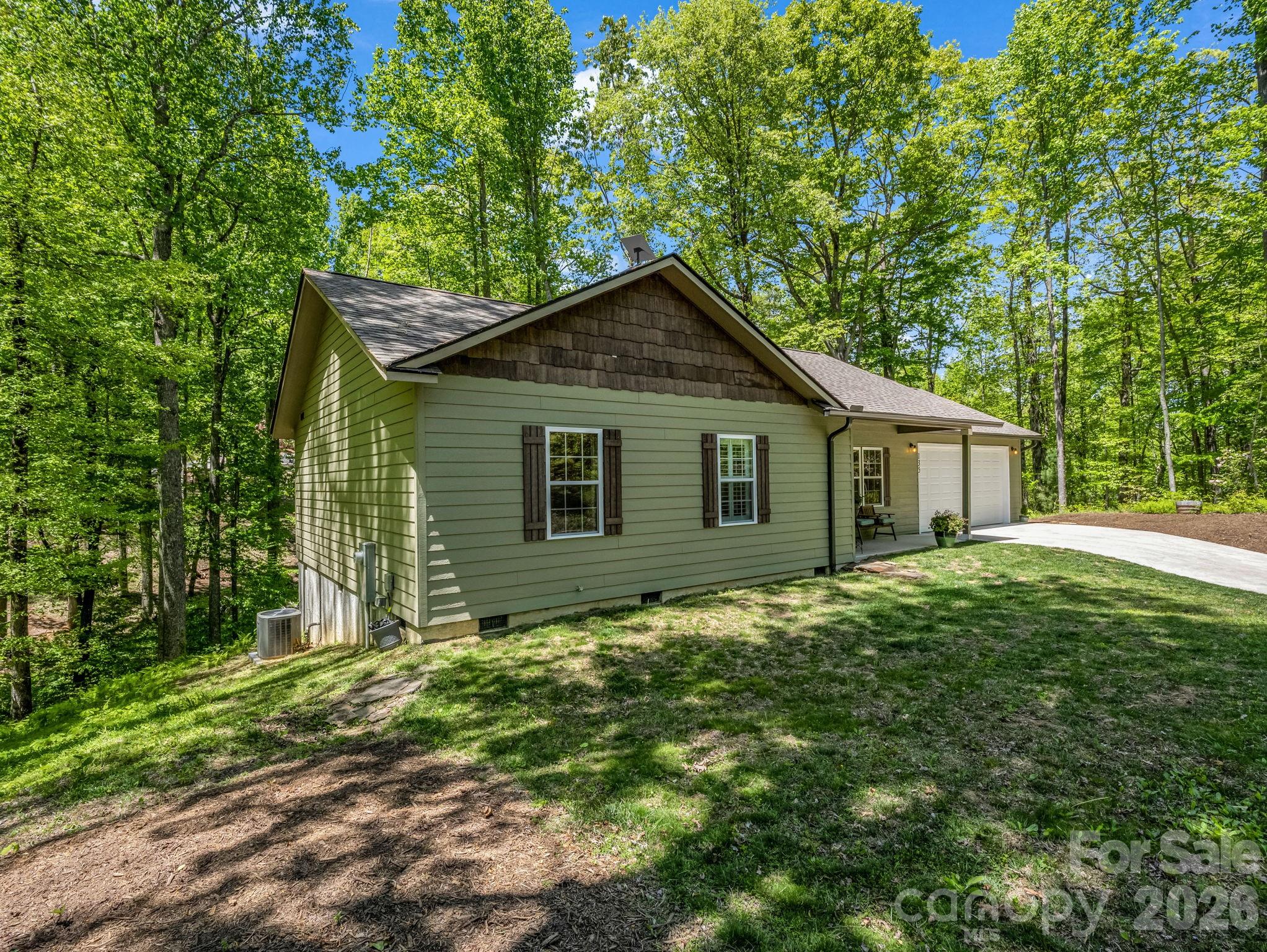 135 Half Moon Lane — Brevard