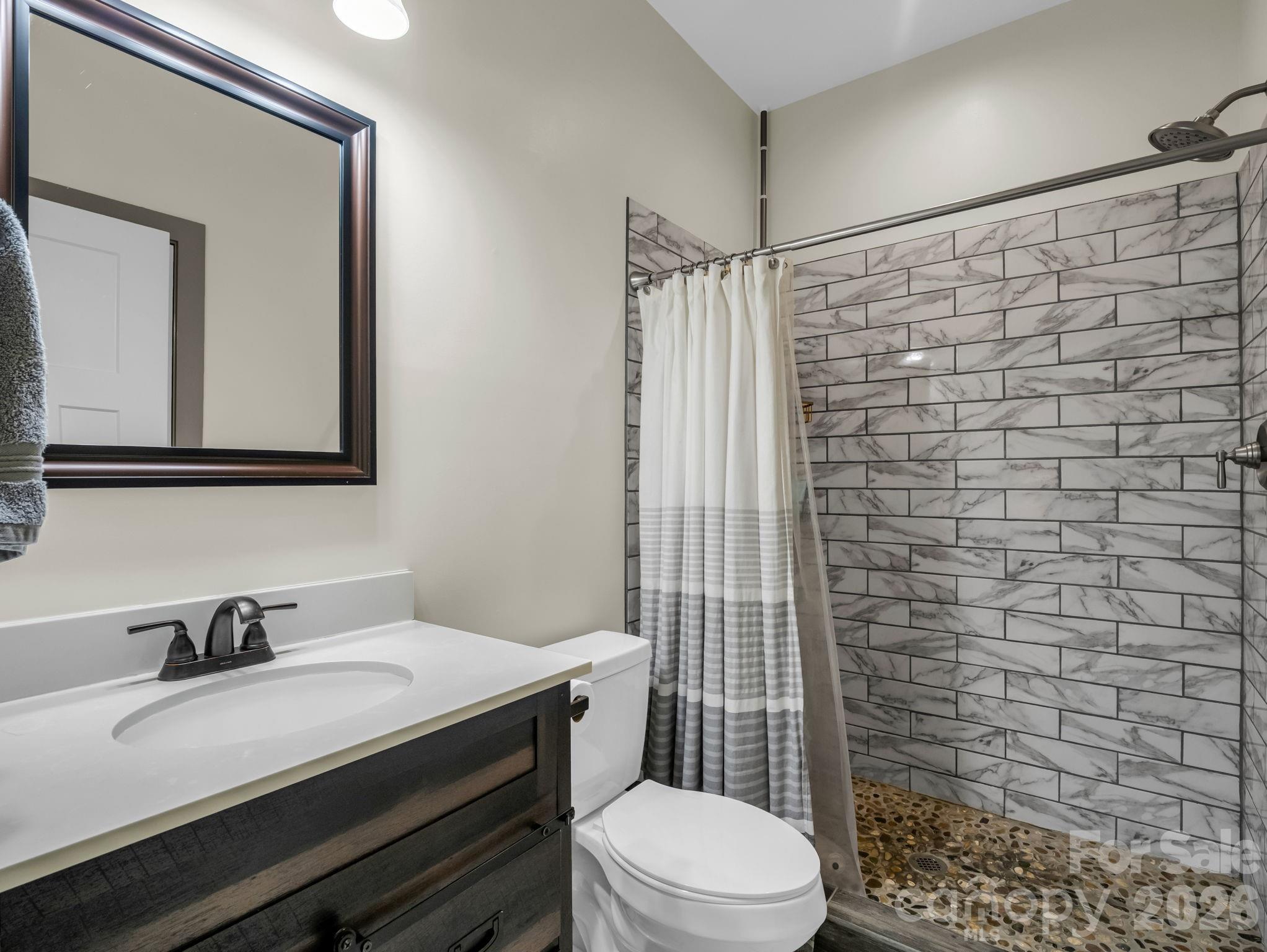 135 Half Moon Lane — Brevard