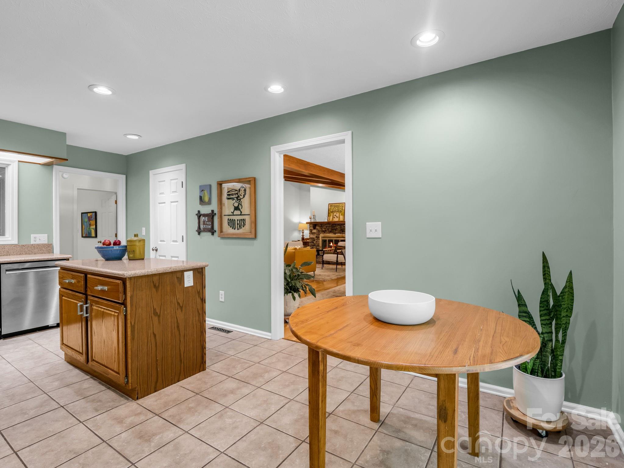 118 Timber Creek Road — Hendersonville