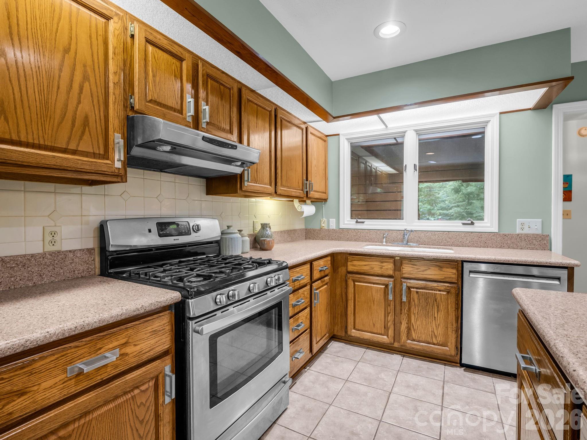 118 Timber Creek Road — Hendersonville