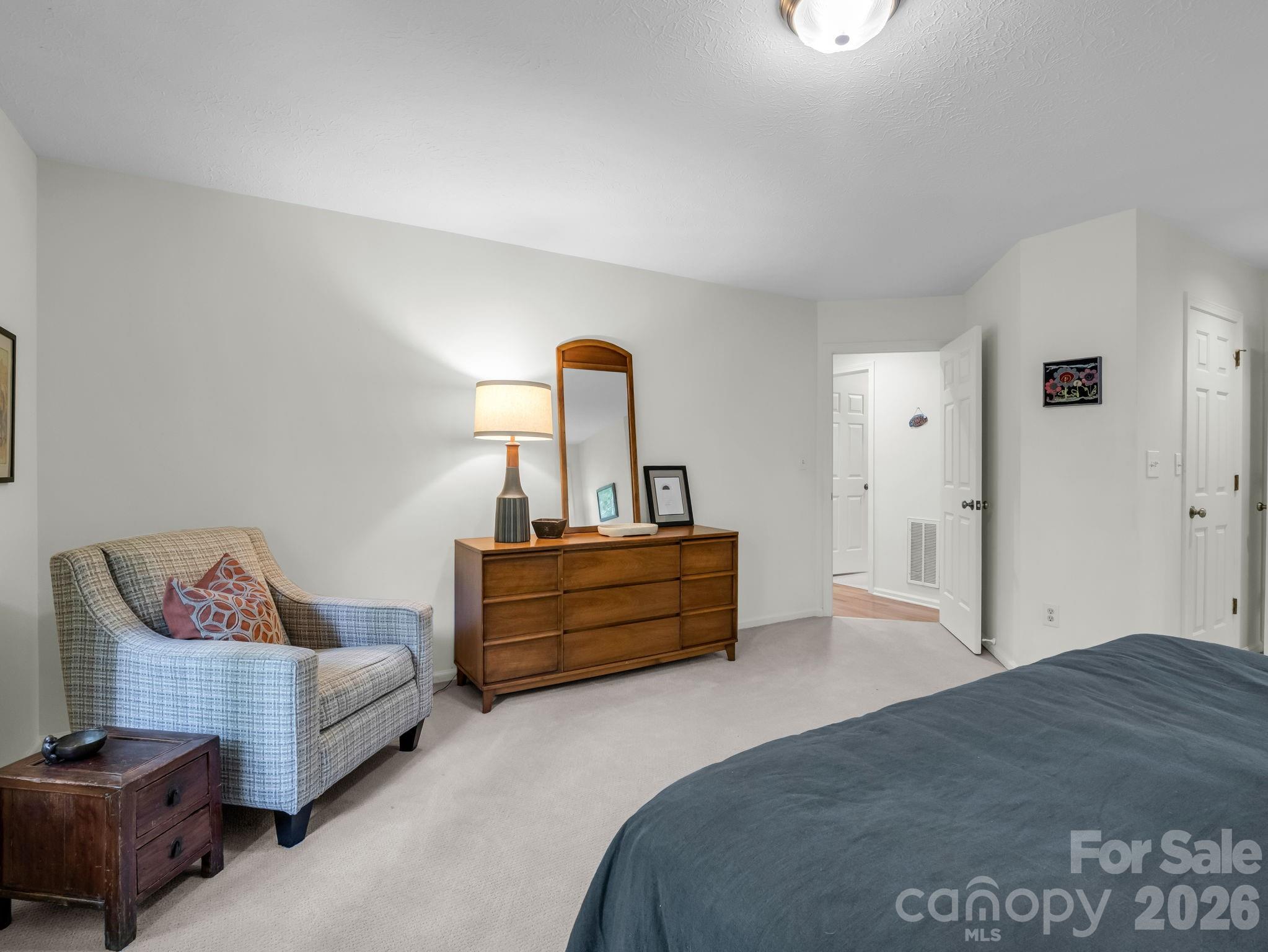 118 Timber Creek Road — Hendersonville