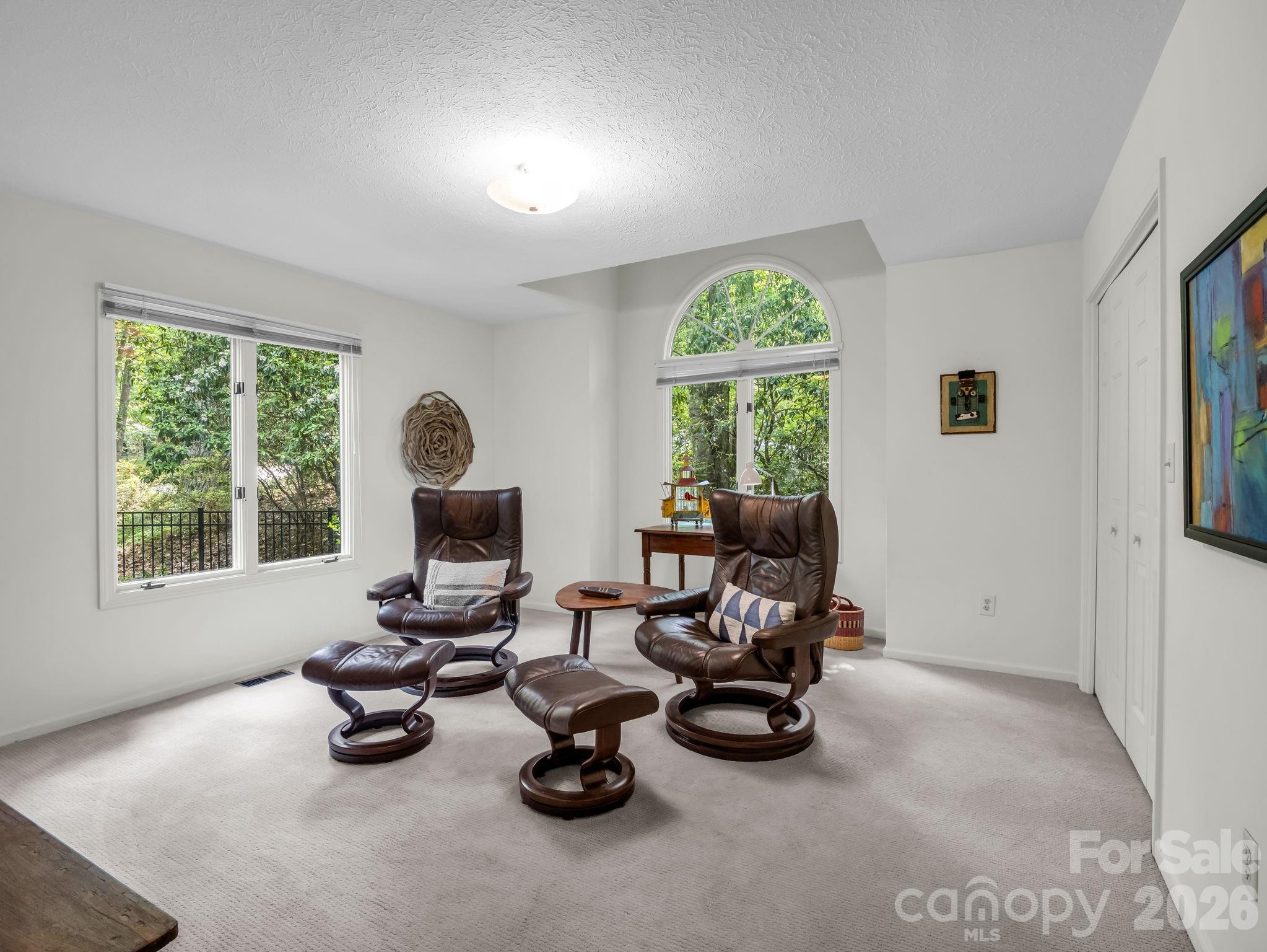118 Timber Creek Road — Hendersonville