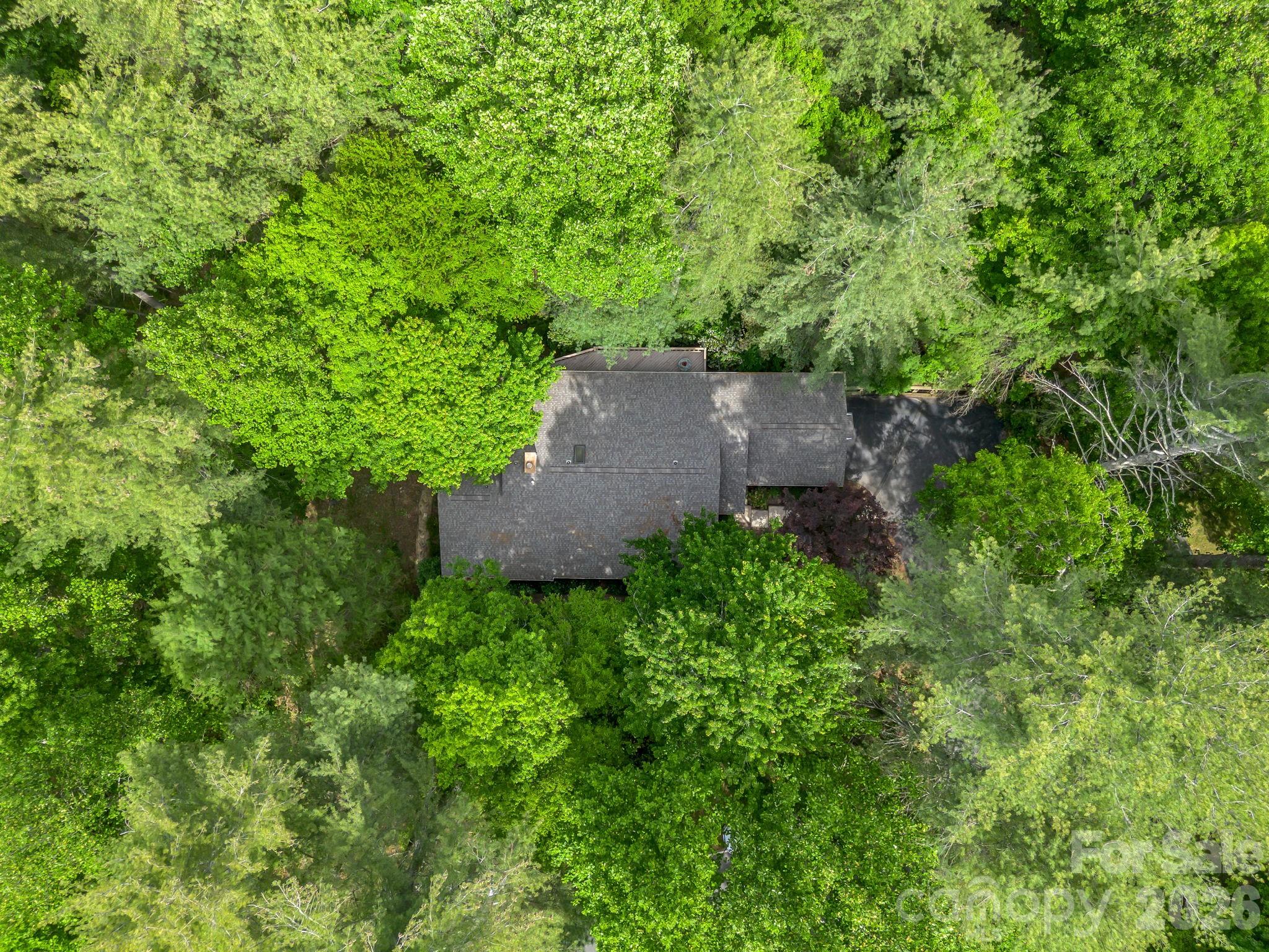 118 Timber Creek Road — Hendersonville