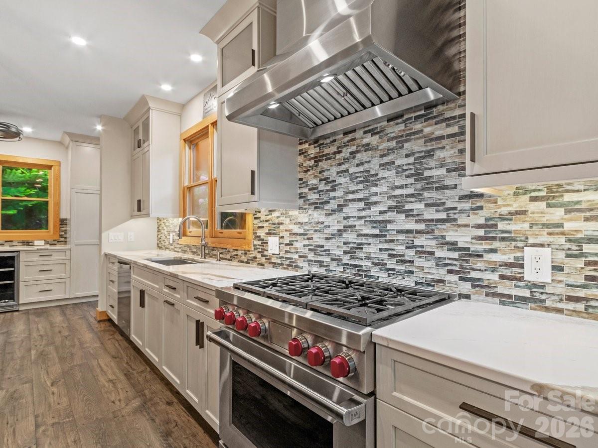 52 Mountain Park Drive — Mars Hill