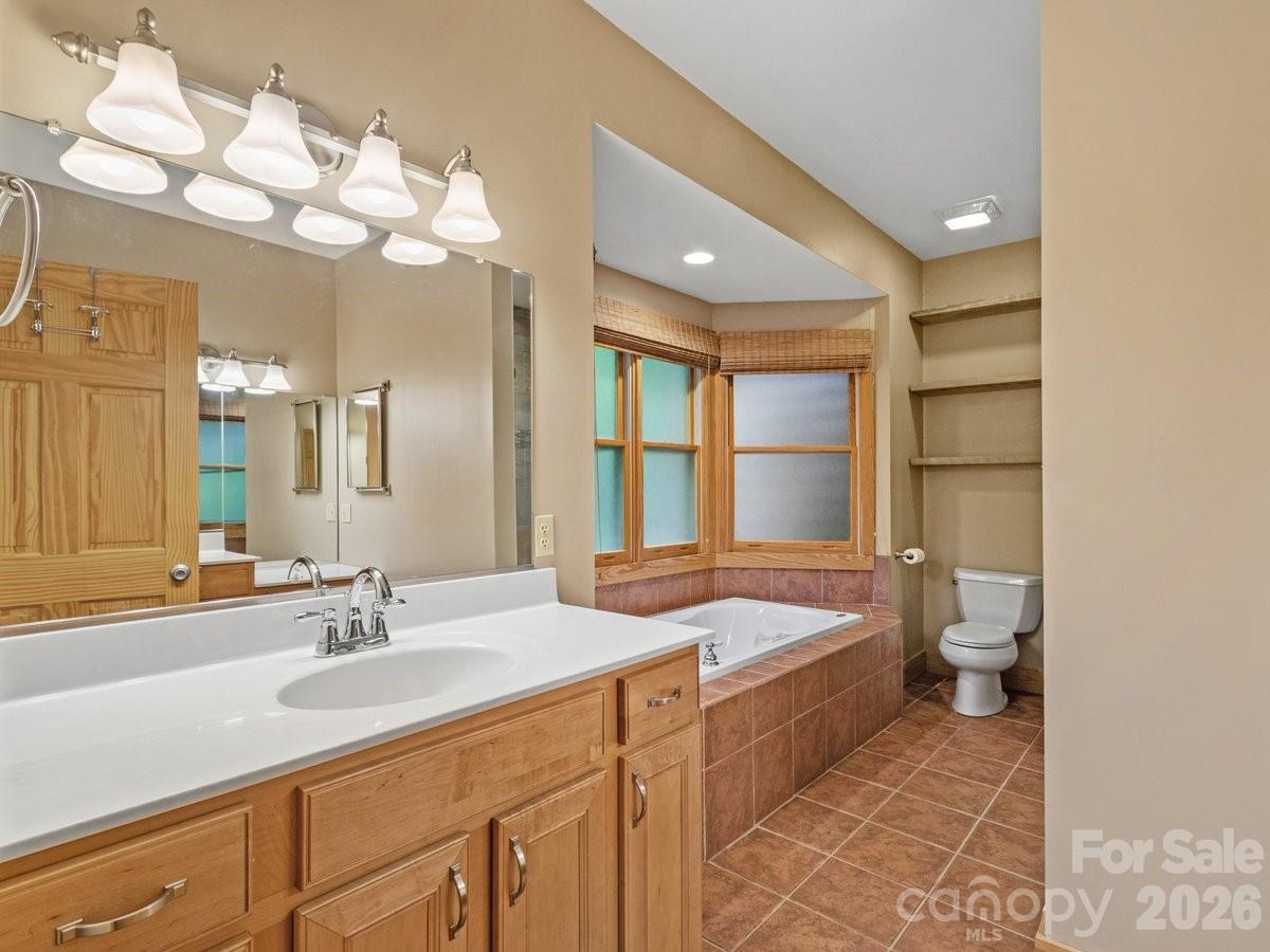 52 Mountain Park Drive — Mars Hill