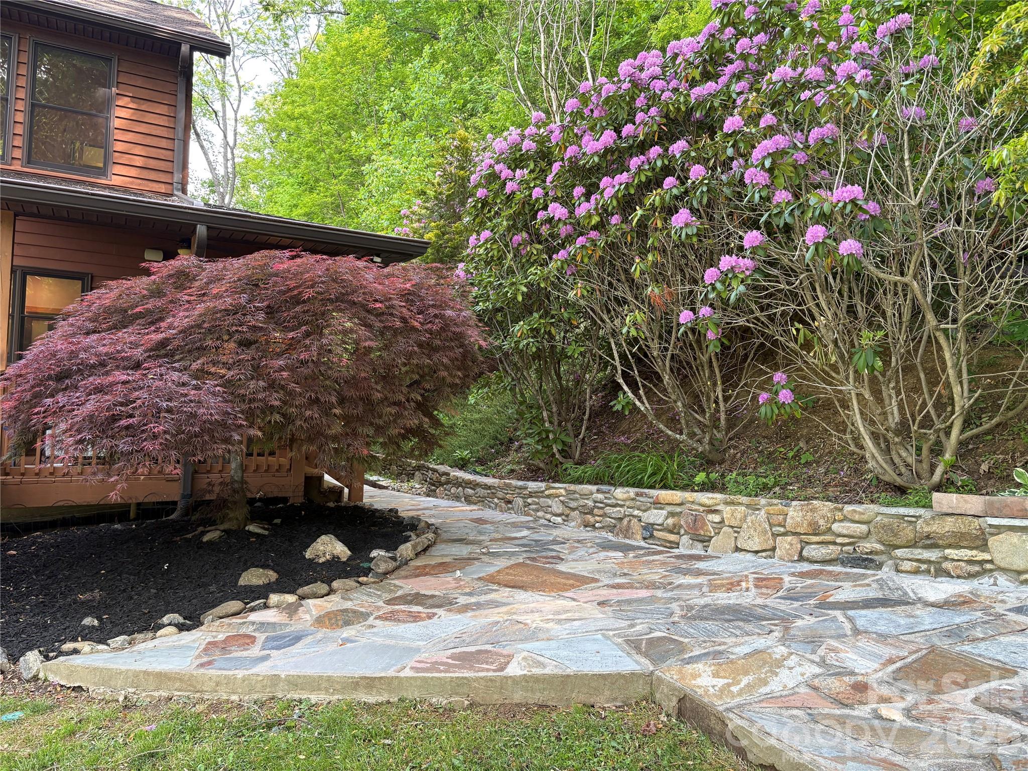 52 Mountain Park Drive — Mars Hill