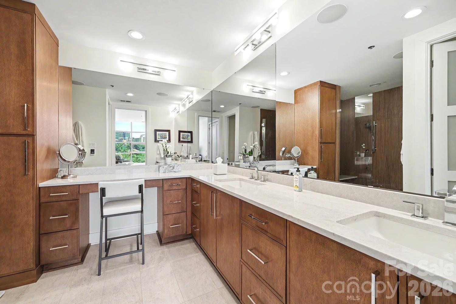 1100 Metropolitan Avenue #413 — Charlotte