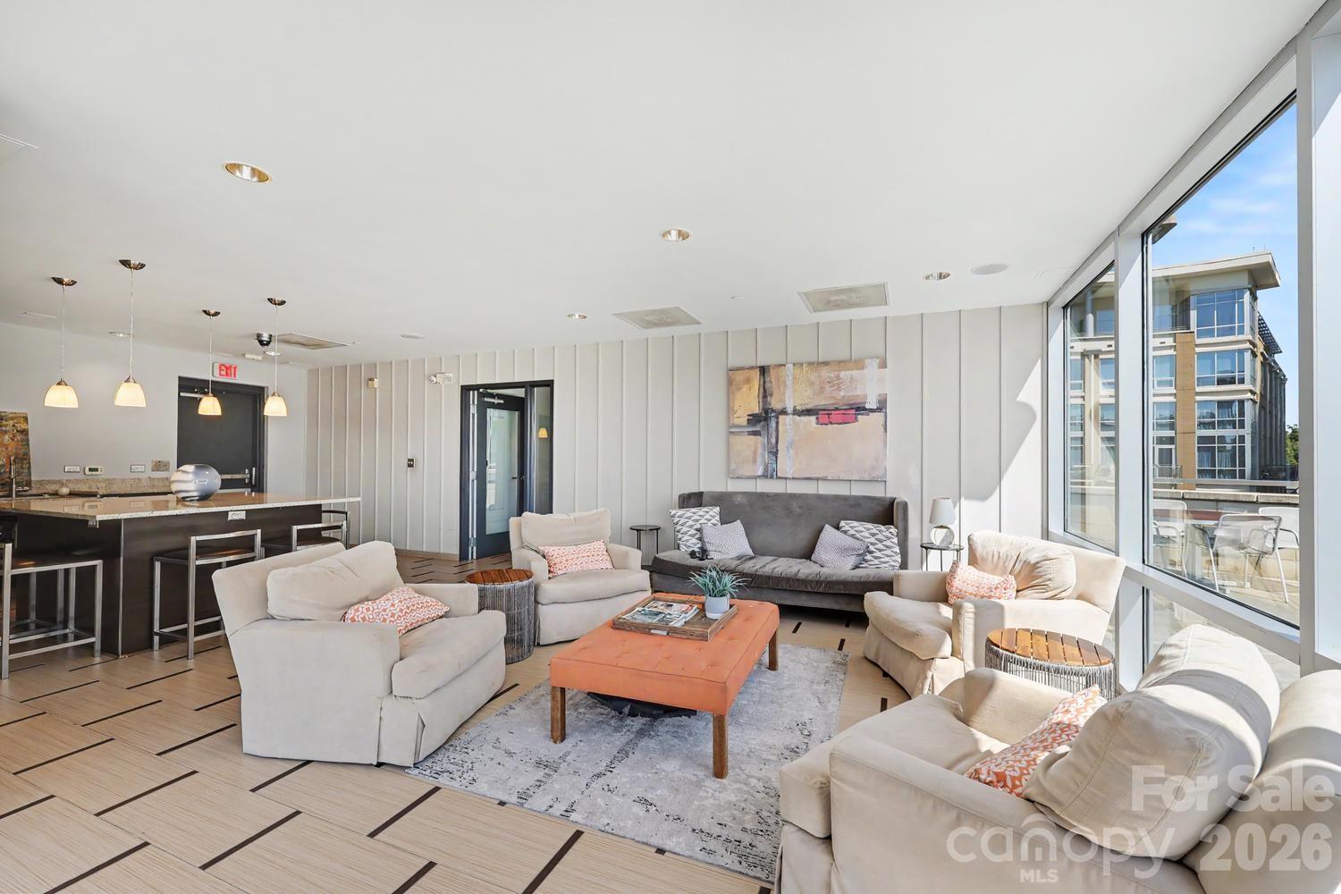 1100 Metropolitan Avenue #413 — Charlotte