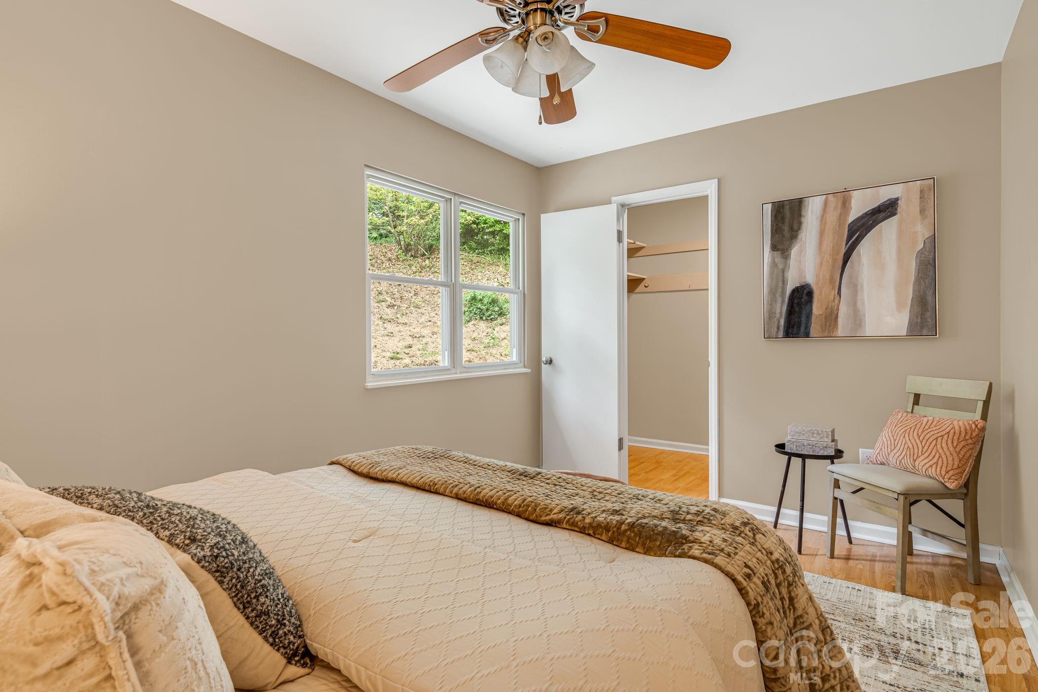 82 Lees Creek Road — Asheville