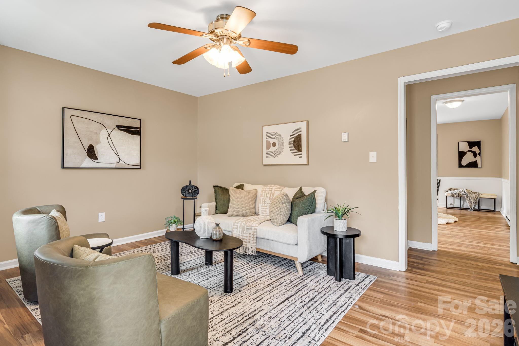 82 Lees Creek Road — Asheville