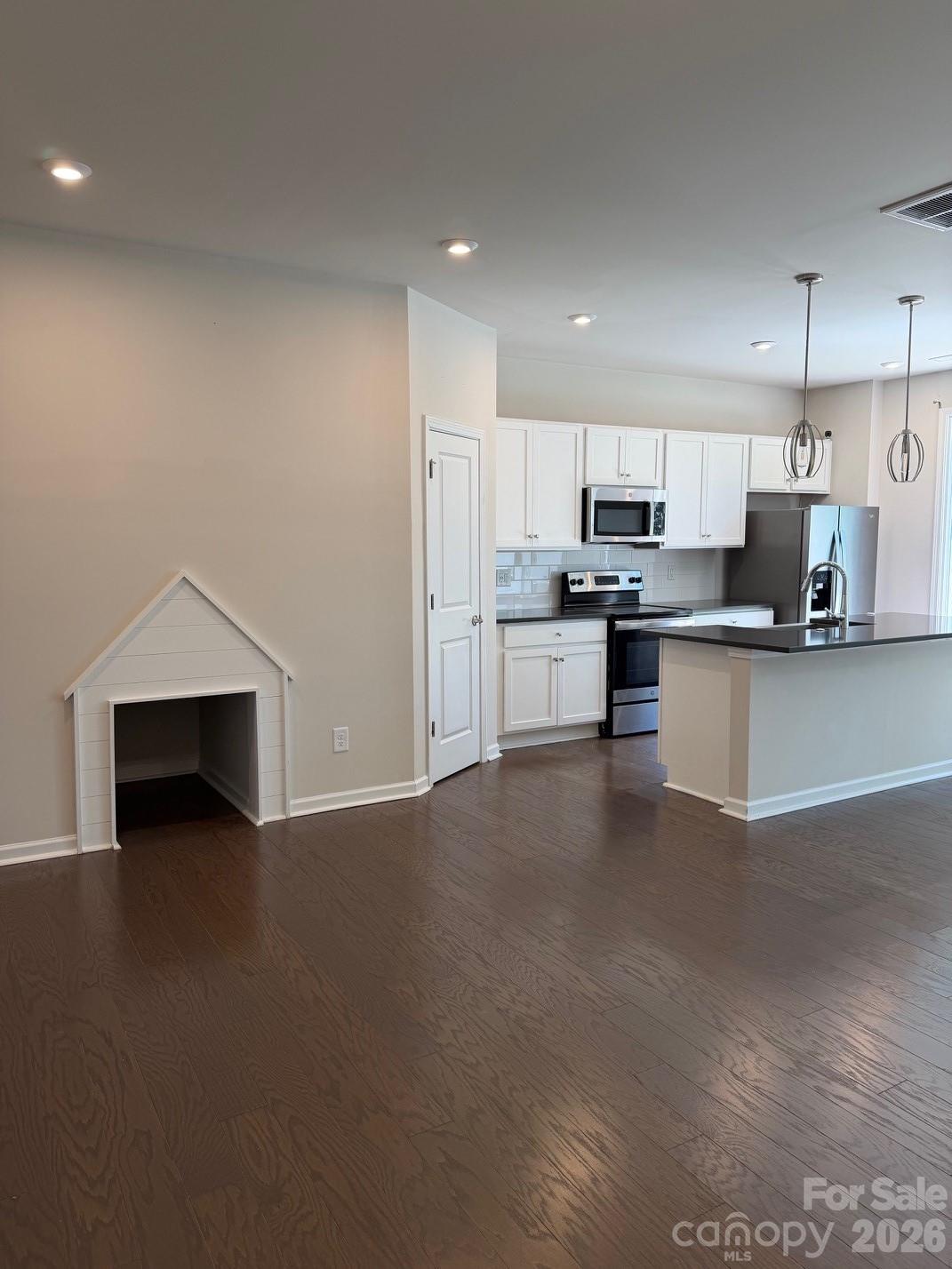 9154 Widden Way — Charlotte