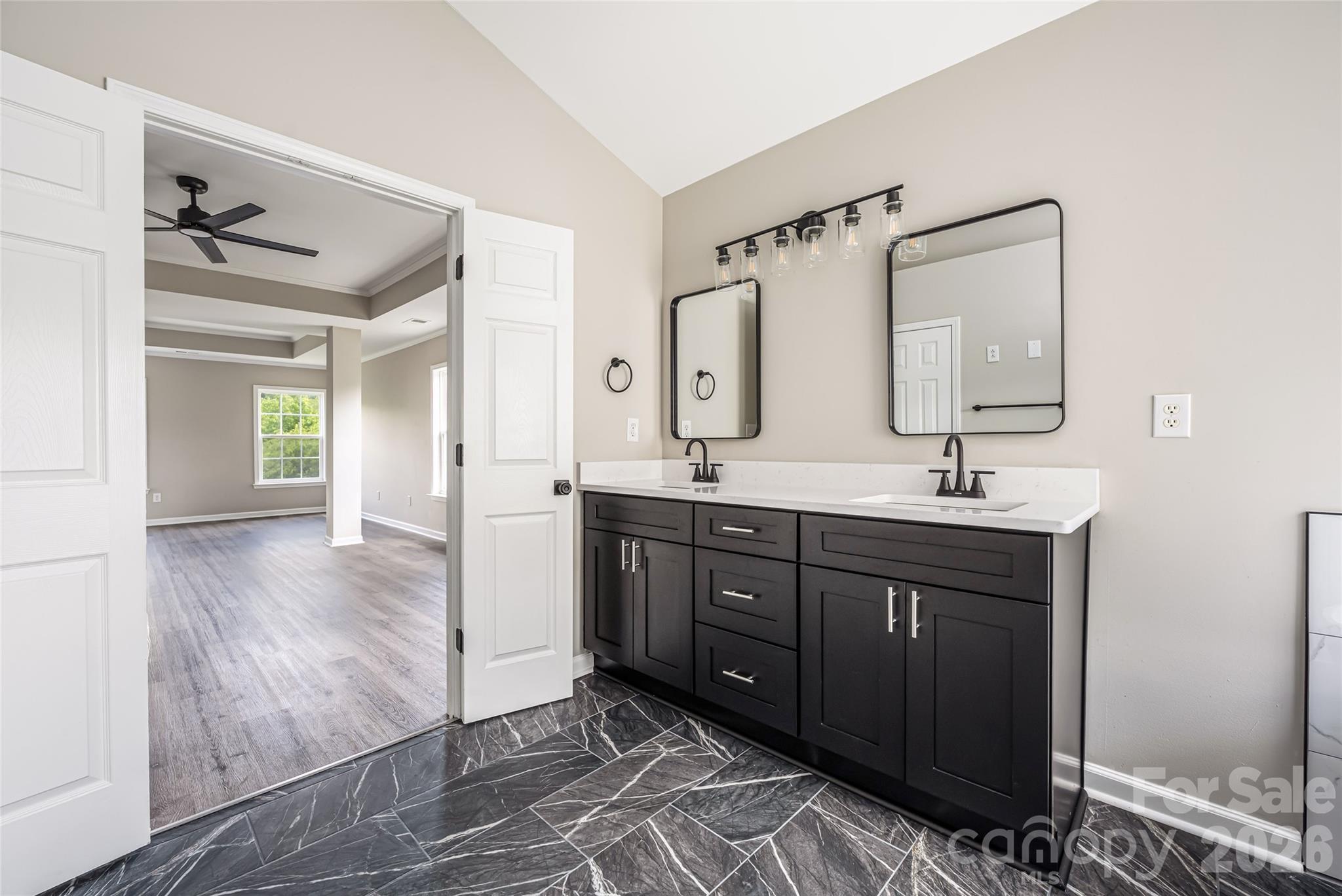 13834 Riding Hill Avenue — Charlotte