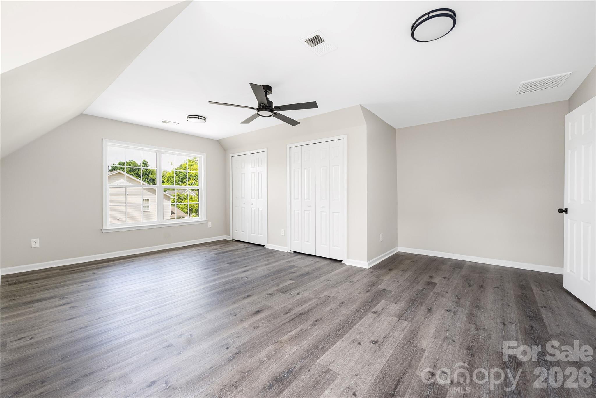 13834 Riding Hill Avenue — Charlotte