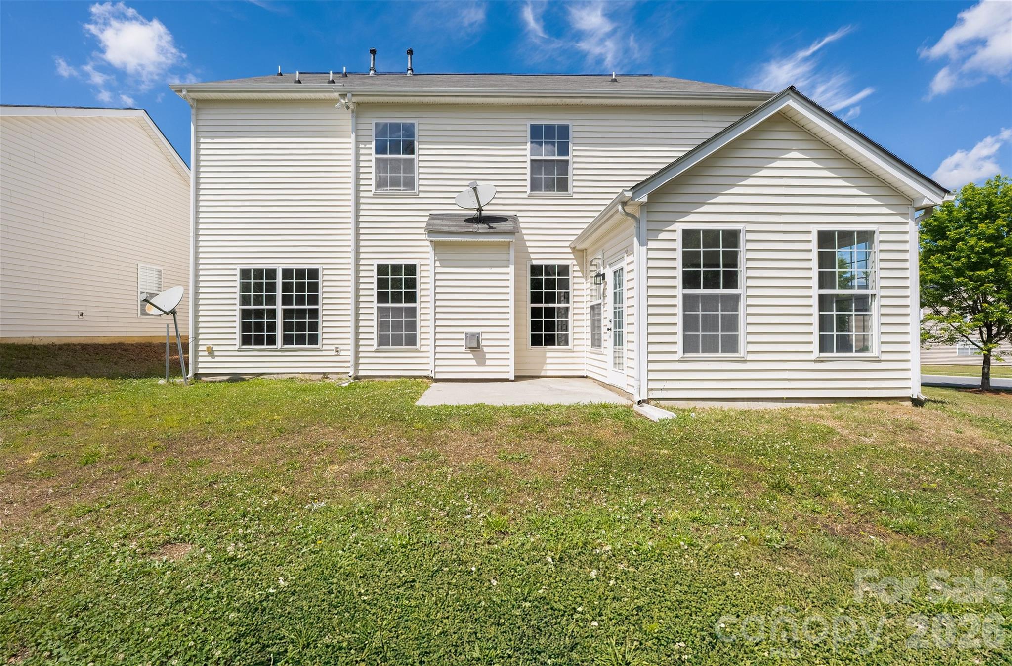 13834 Riding Hill Avenue — Charlotte