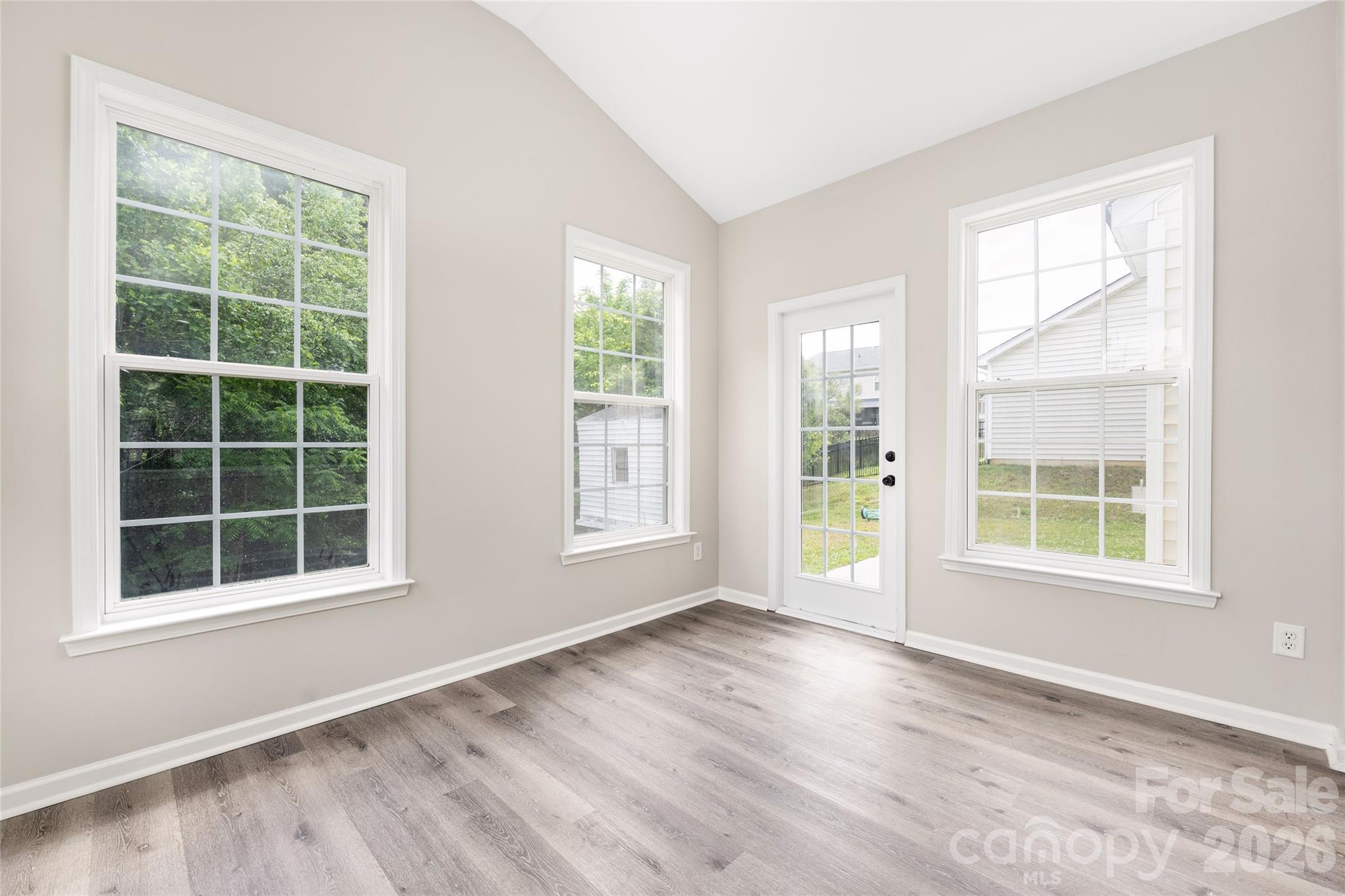 13834 Riding Hill Avenue — Charlotte