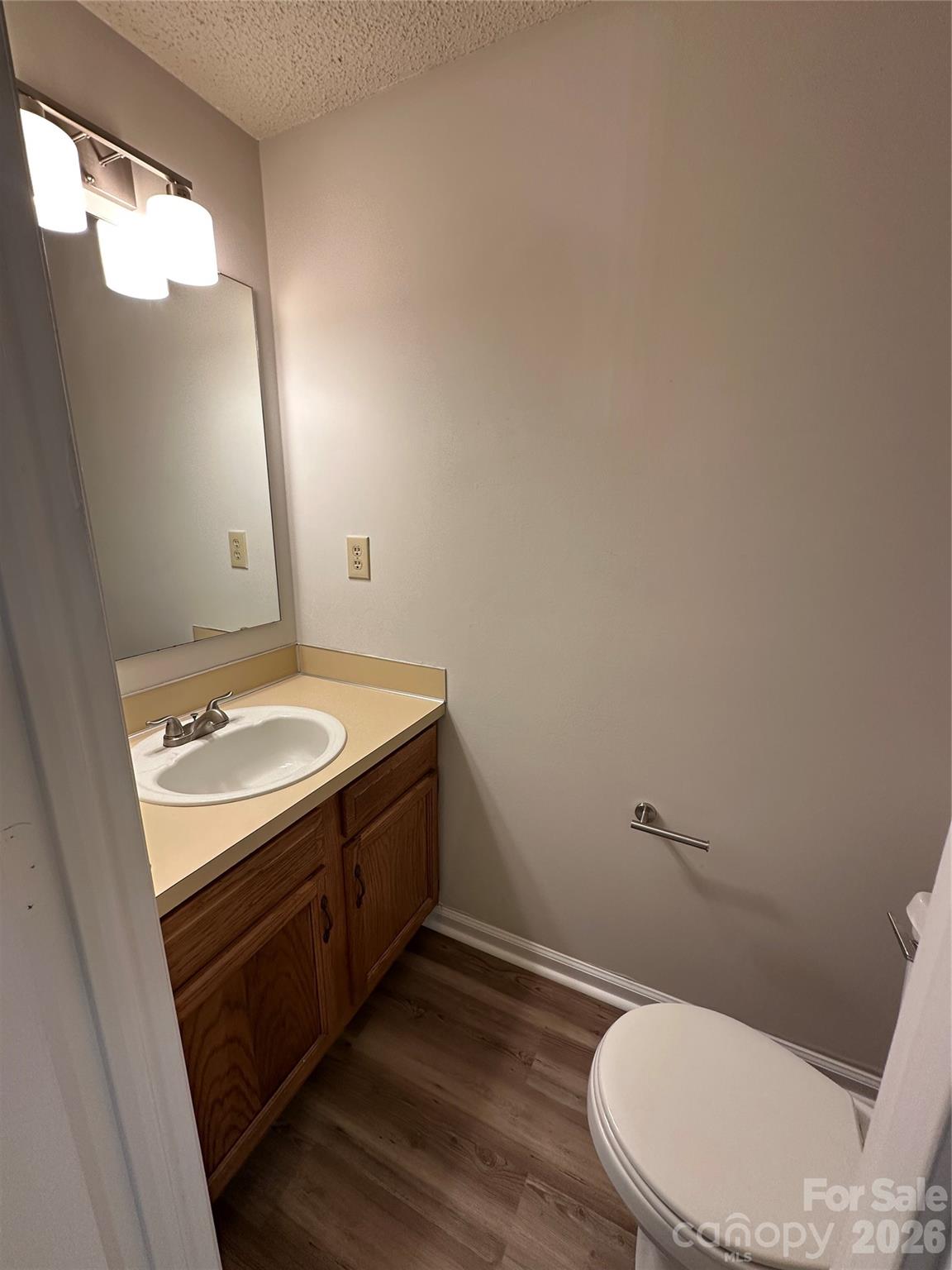 6311 Windsor Gate Lane — Charlotte