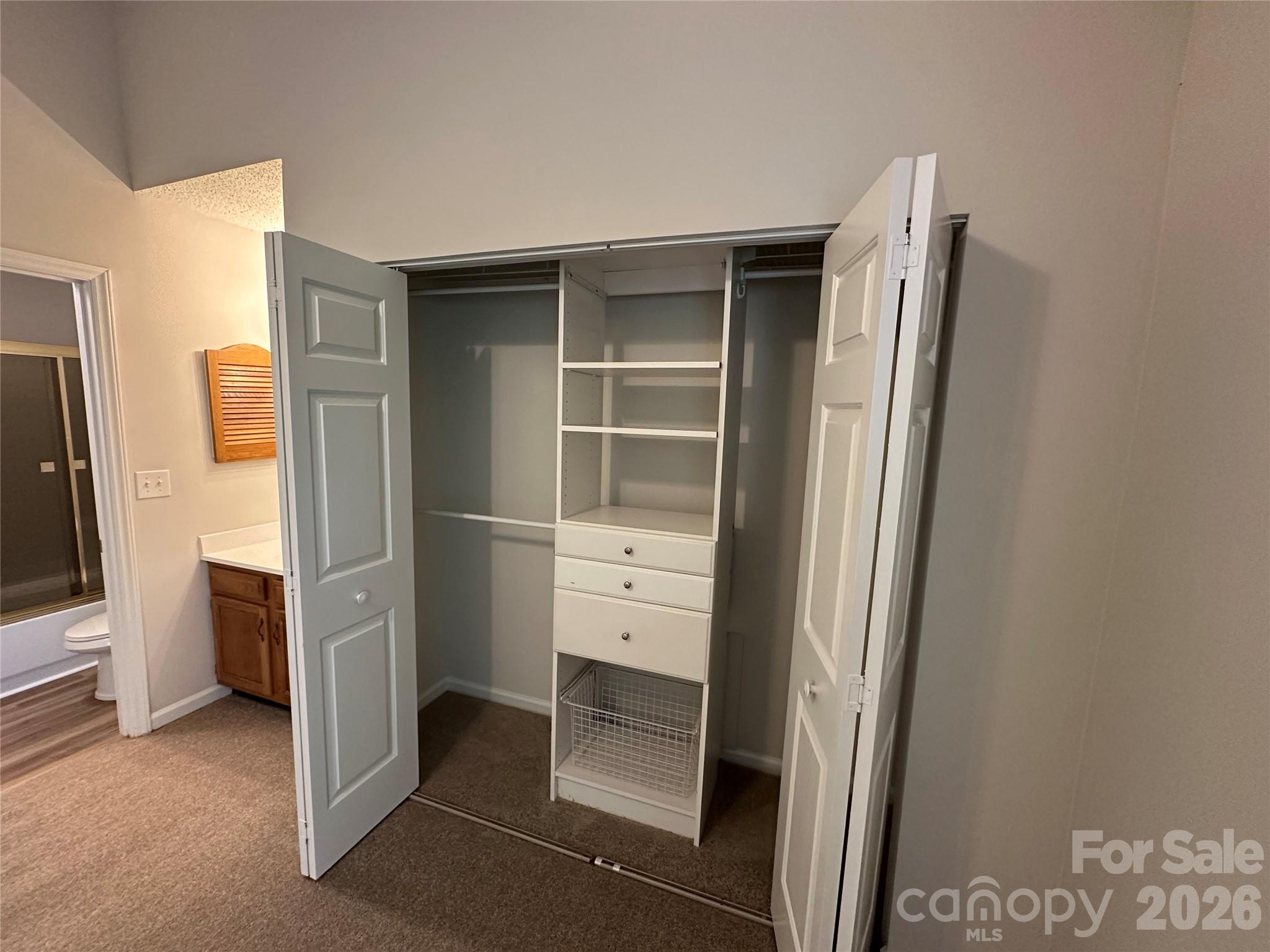 6311 Windsor Gate Lane — Charlotte
