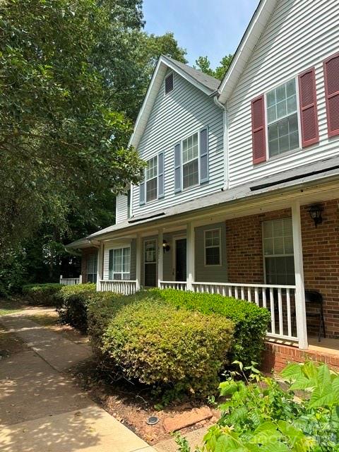 6311 Windsor Gate Lane — Charlotte