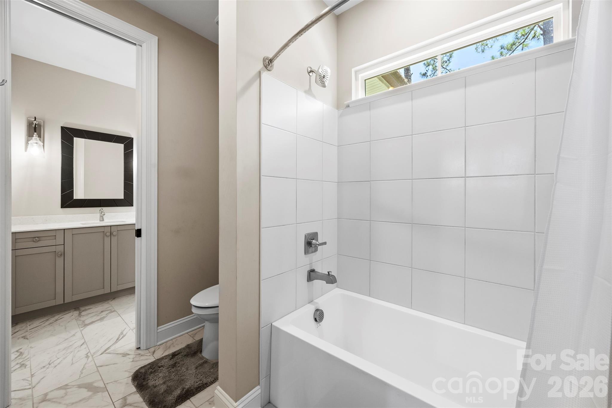 6039 Chimney Bluff Road — Lancaster