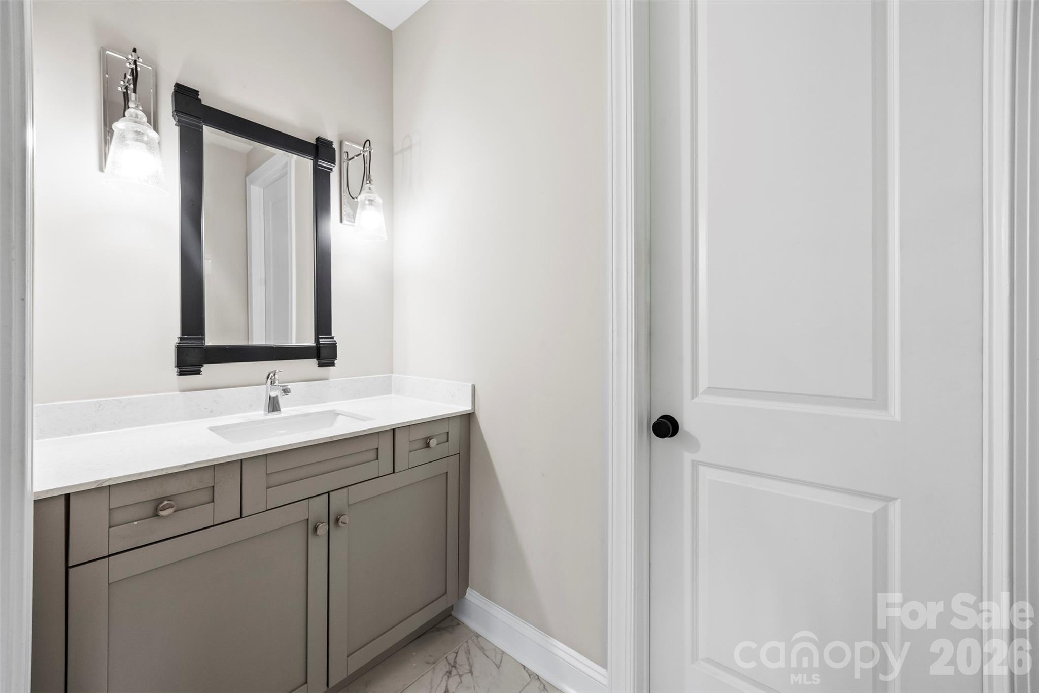 6039 Chimney Bluff Road — Lancaster